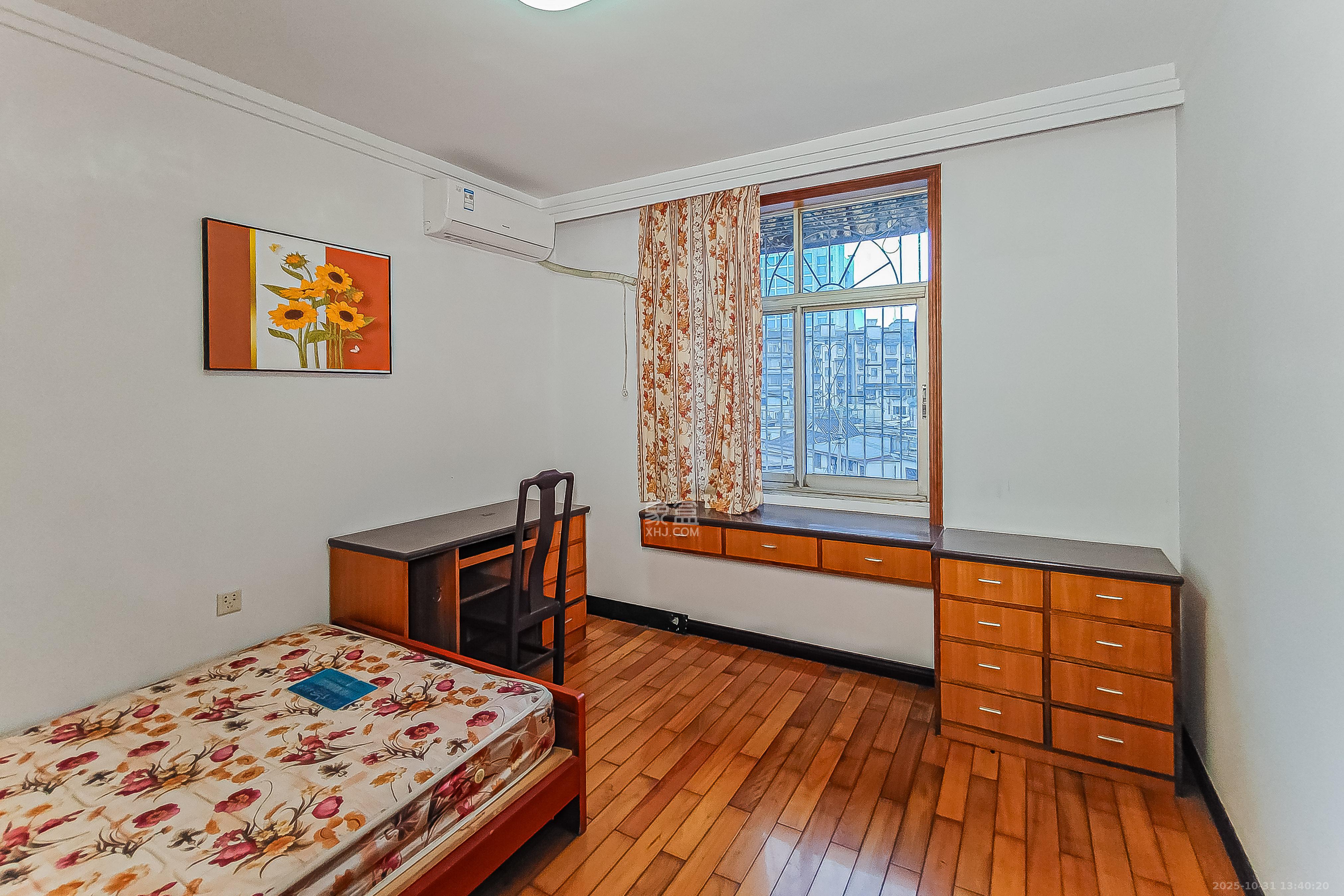 天心雅阁公寓  3室2厅2卫    95.0万 天心雅阁公寓  3室2厅2卫    95.0万卧室