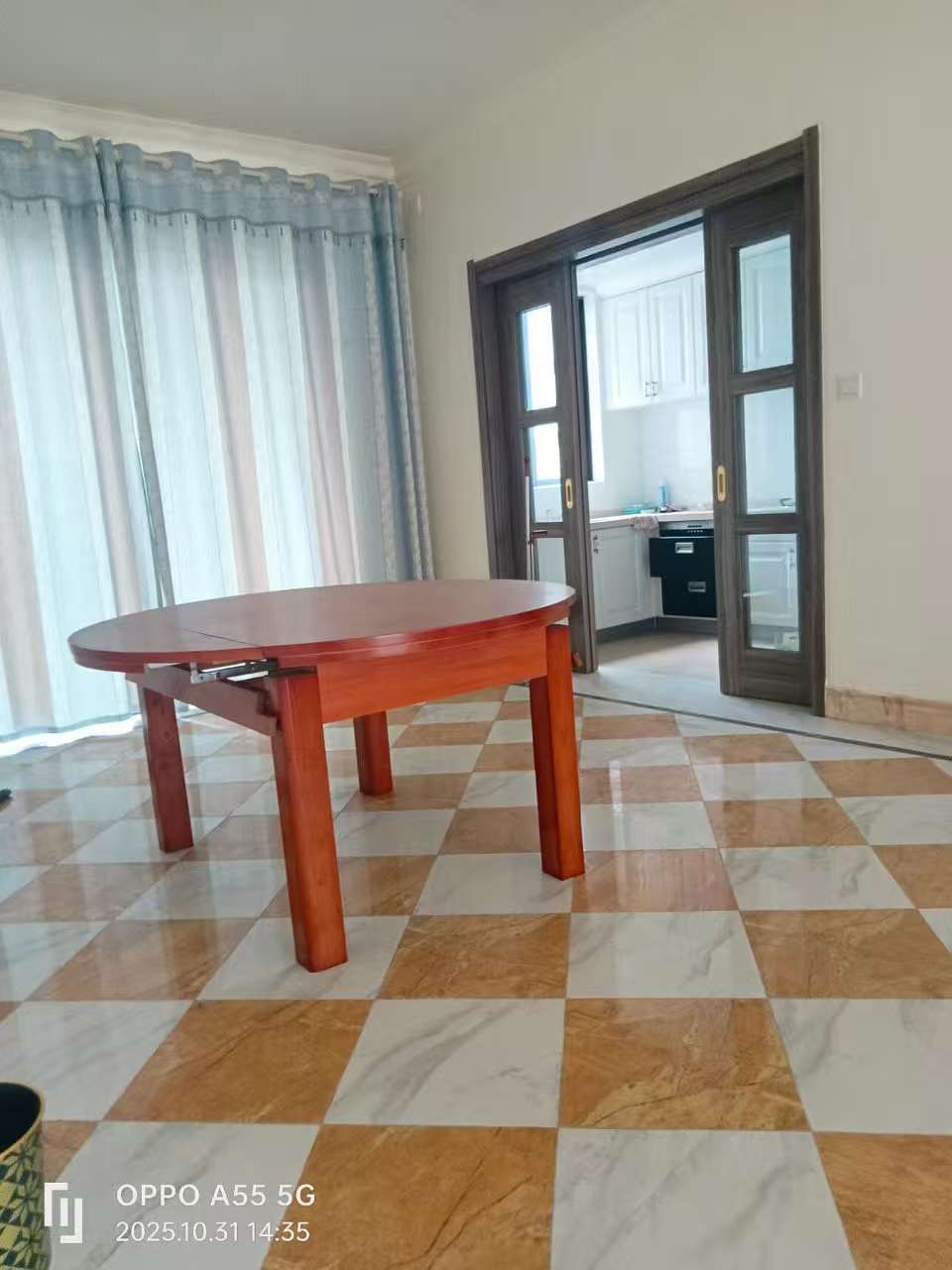 碧桂园 4室2厅2卫 2600.0元/月 碧桂园 4室2厅2卫 2600.0元/月室内图