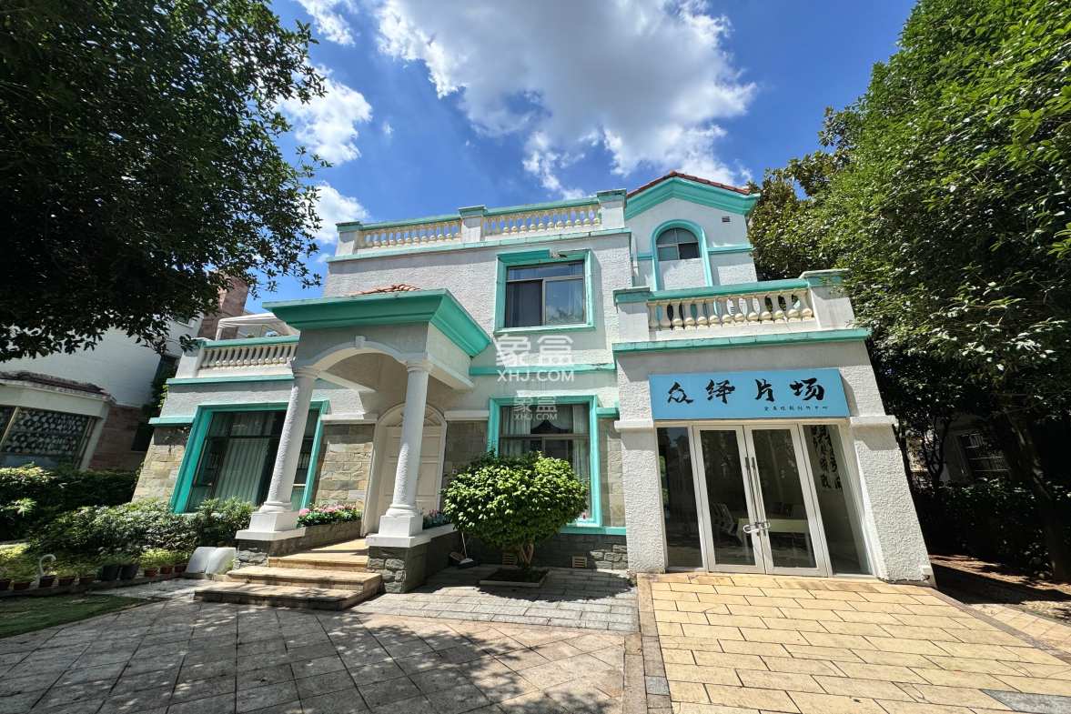 碧桂园威尼斯城 6室2厅1卫 10800.0元/月 碧桂园威尼斯城 6室2厅1卫 10800.0元/月室内图