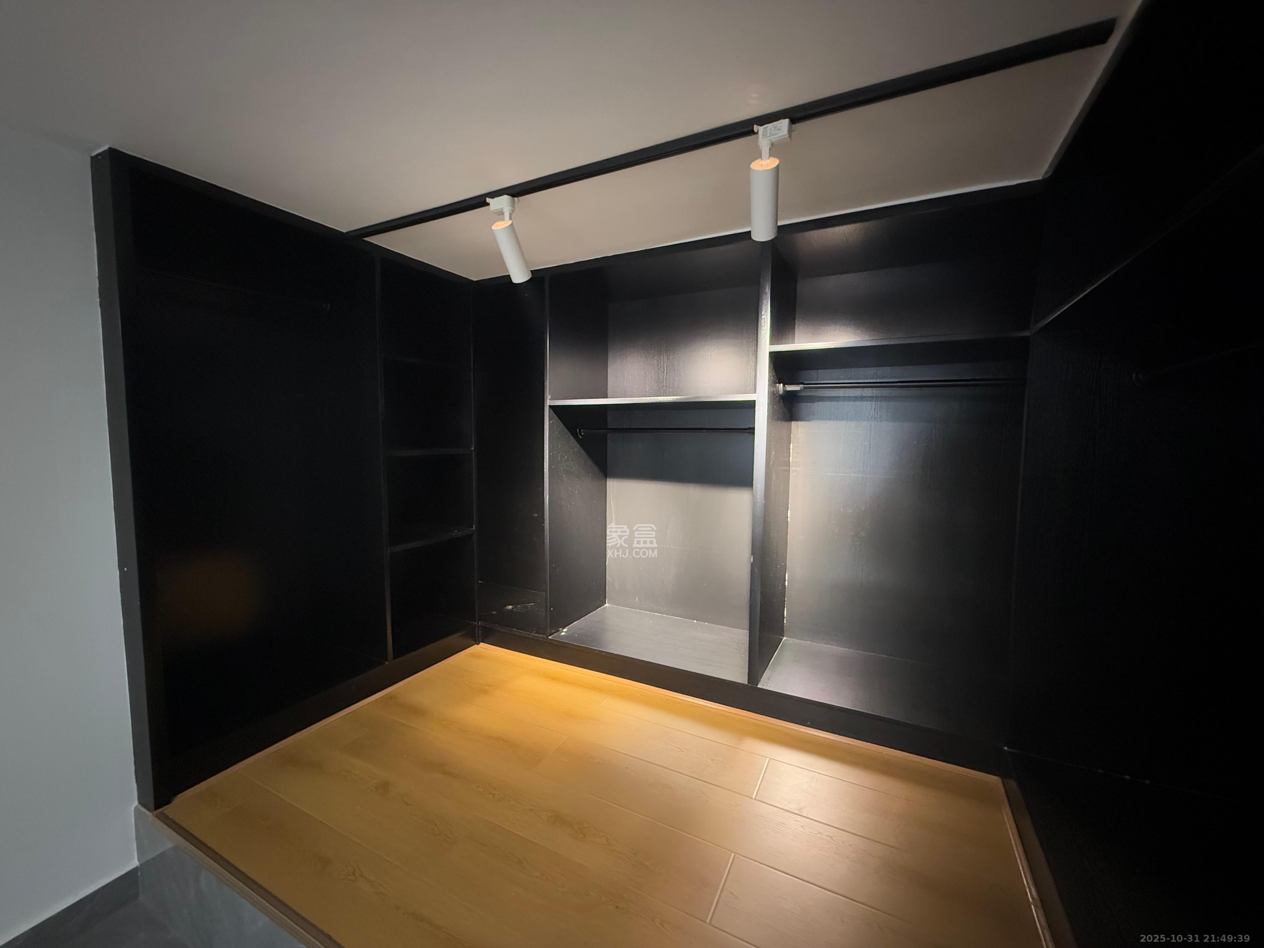 龙湖新壹城  1室0厅0卫    2200.0元/月室内图