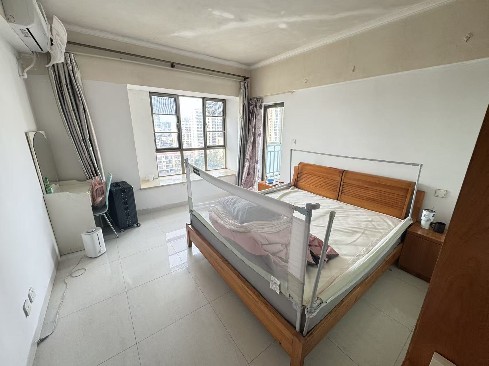 世代雅居 2室2厅1卫 2500.0元/月 世代雅居 2室2厅1卫 2500.0元/月室内图