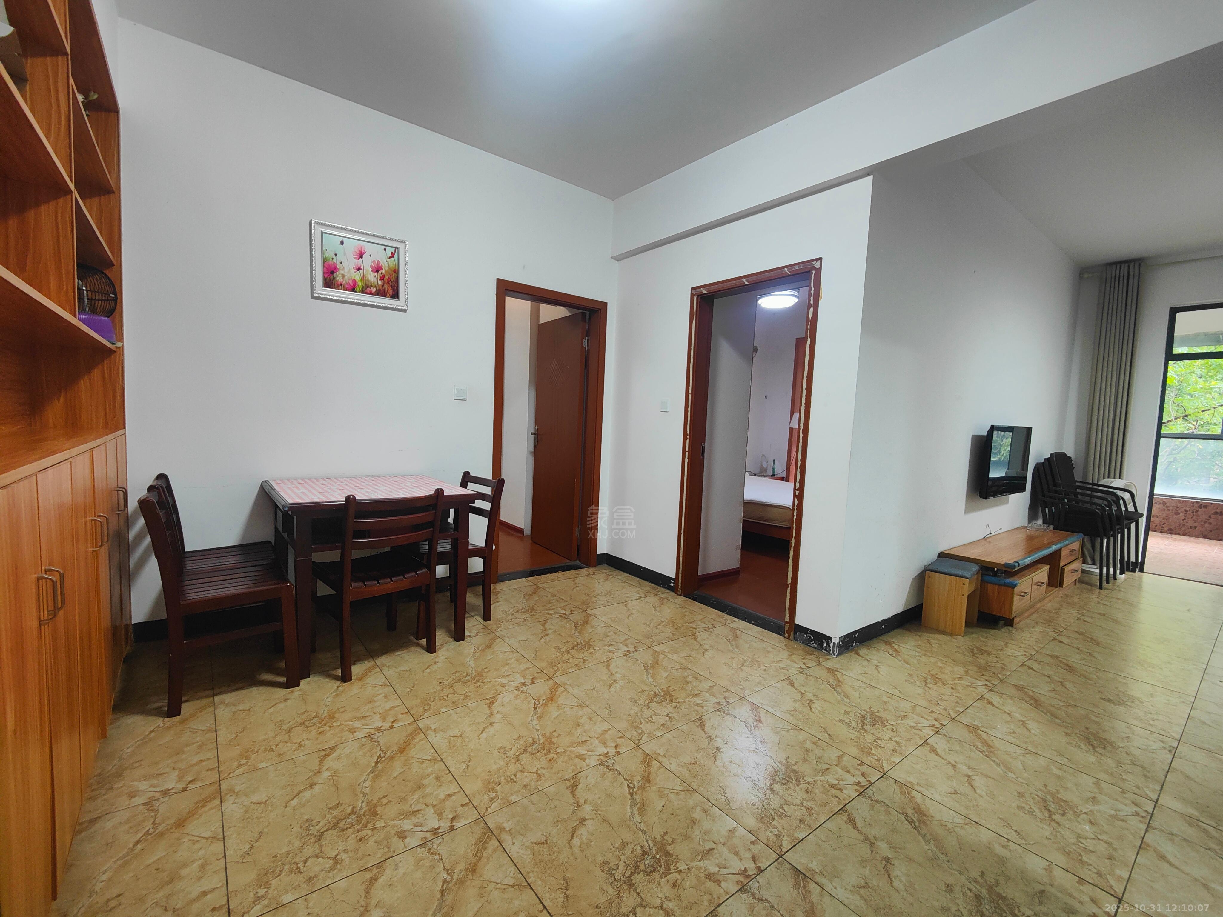 尚格名城香榭丽舍  2室2厅1卫    1400.0元/月室内图