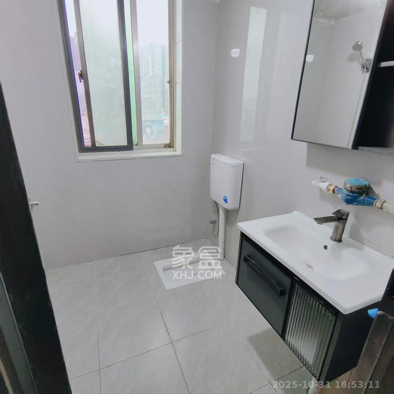 鑫溪大厦  3室2厅2卫    4000.0元/月室内图