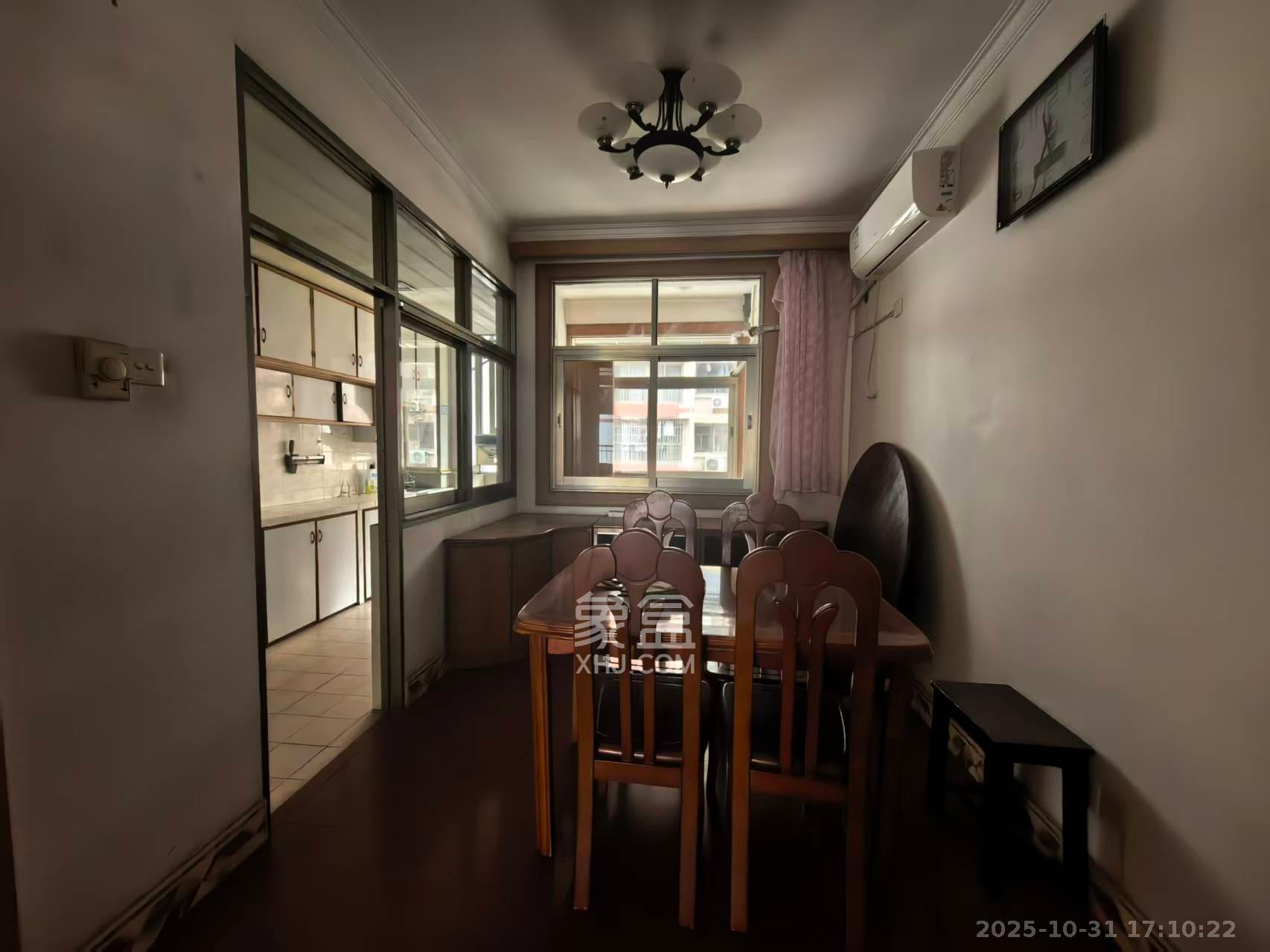 长沙晚报宿舍、晚报大厦  3室2厅2卫    2000.0元/月 长沙晚报宿舍、晚报大厦  3室2厅2卫    2000.0元/月室内图