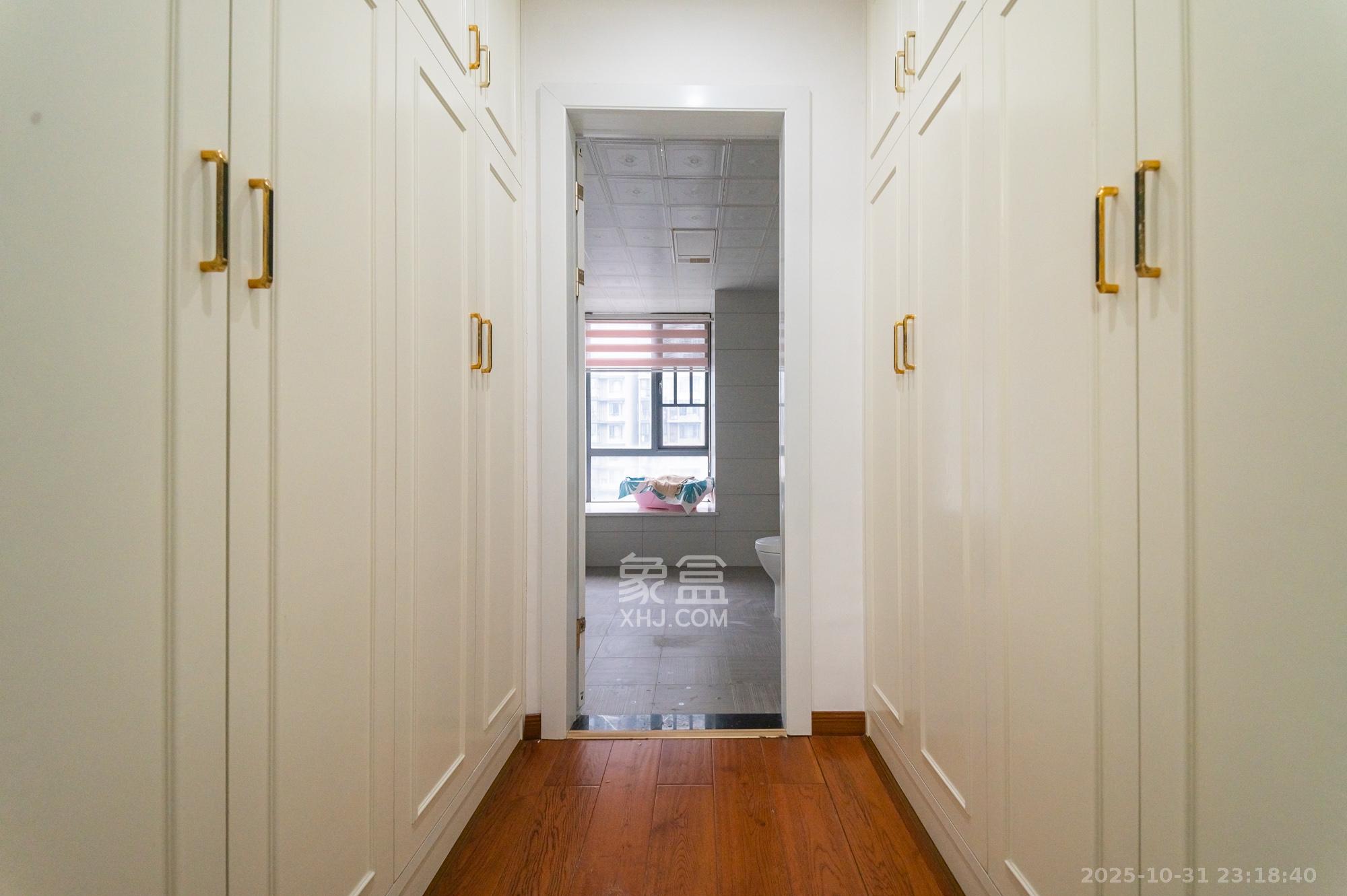 恒基凯旋门一二期  4室2厅2卫    158.8万其他