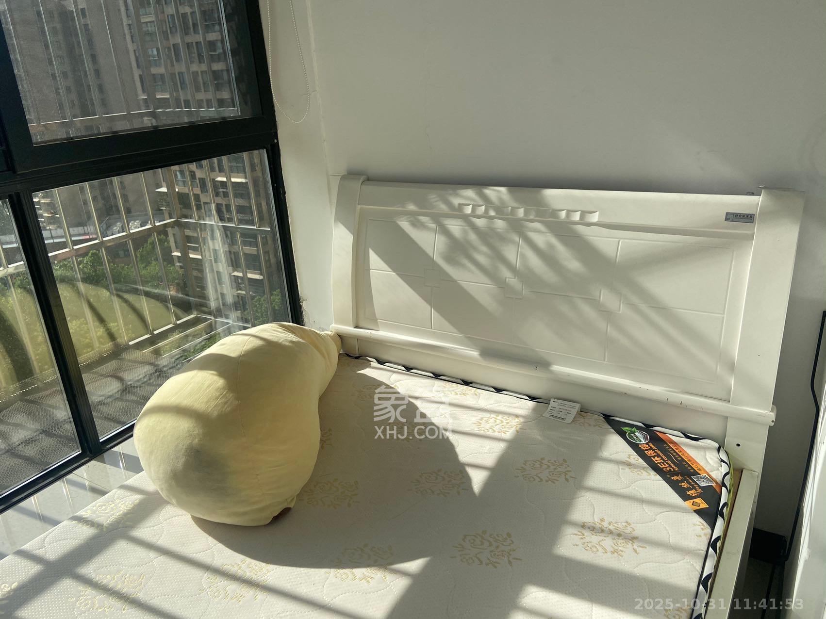 长大卧琥  2室1厅1卫    1700.0元/月室内图