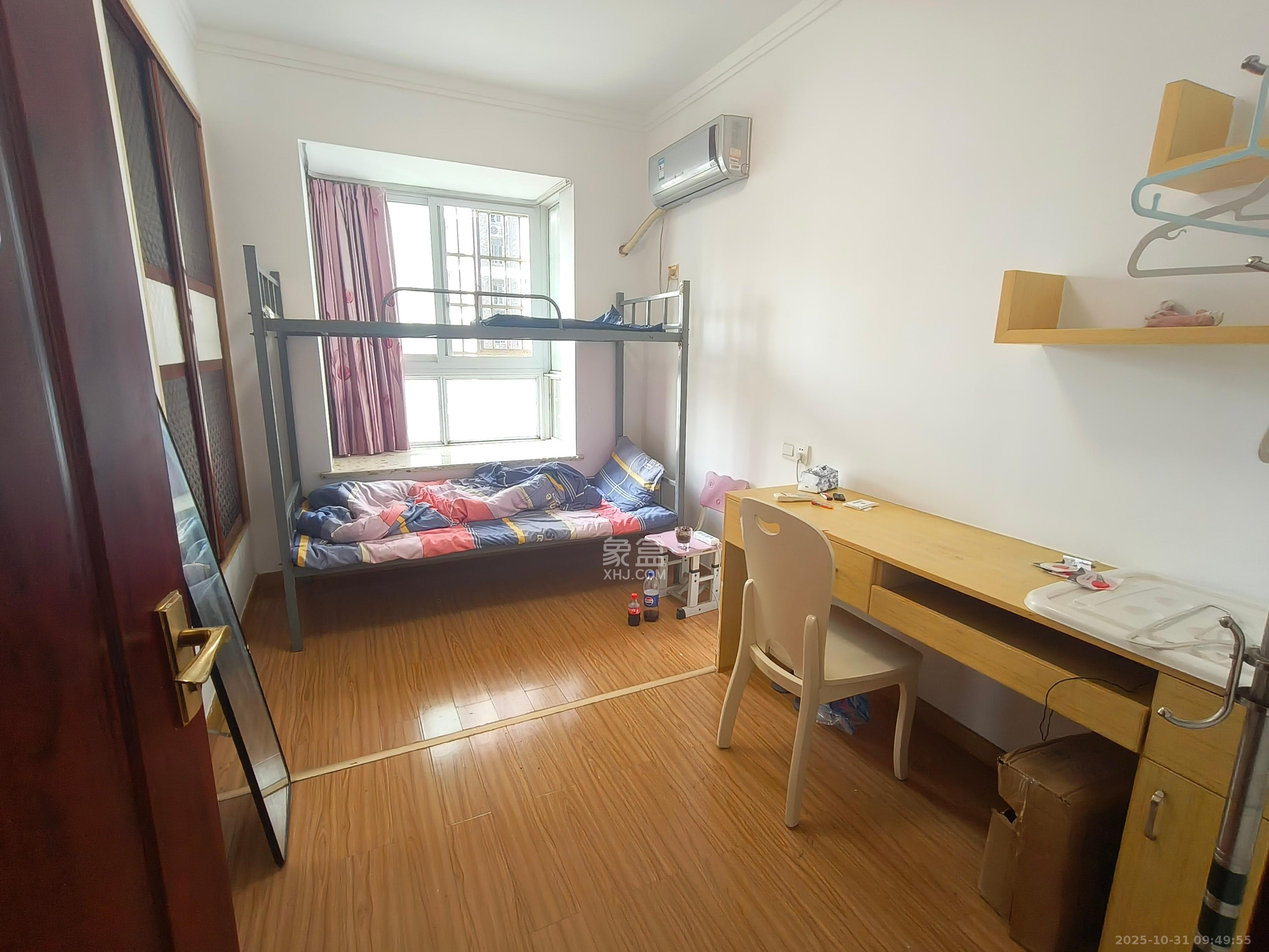 明天一城 3室2厅1卫 1700.0元/月 明天一城 3室2厅1卫 1700.0元/月室内图