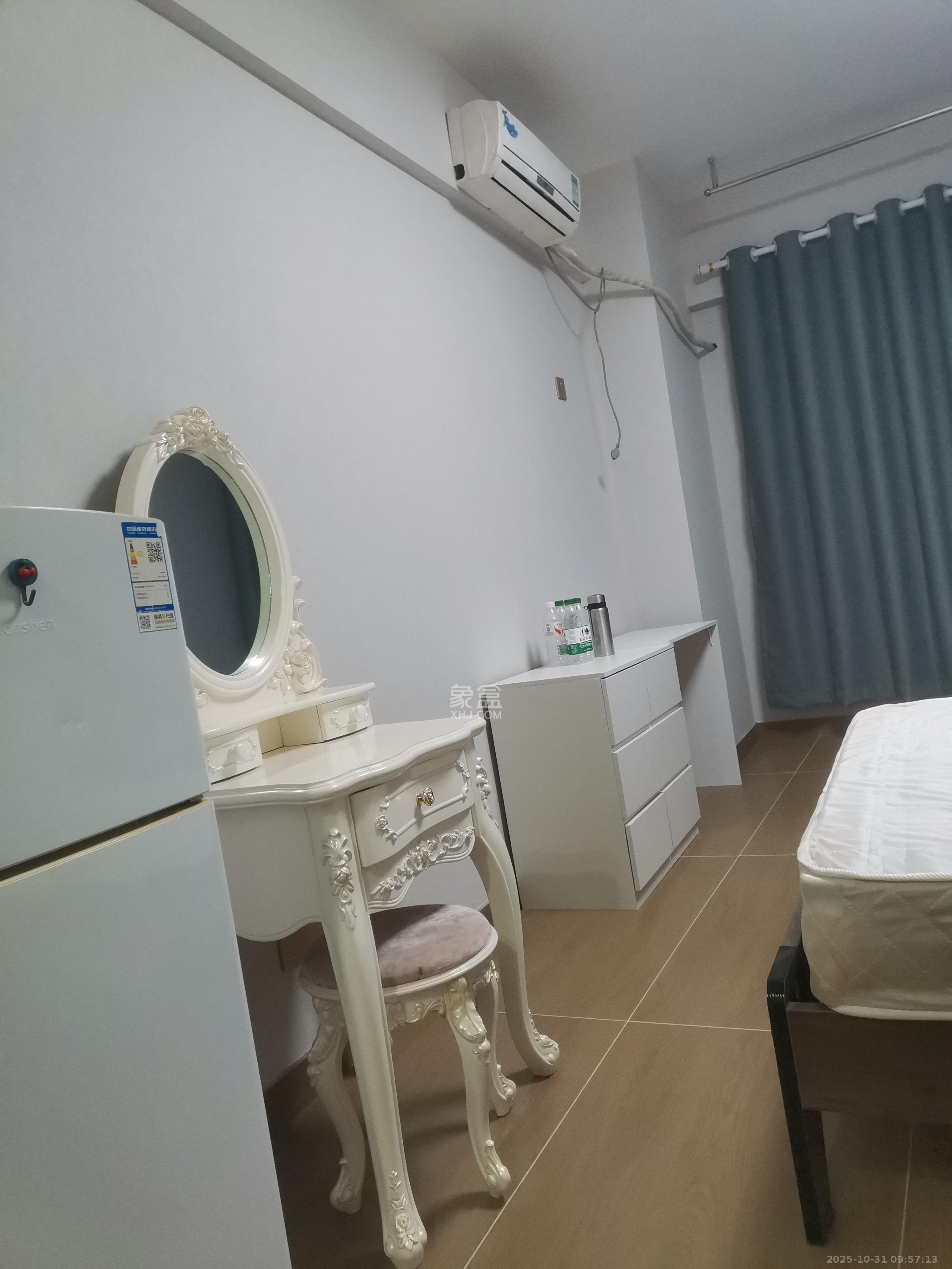 和府  1室1厅1卫    1300.0元/月室内图