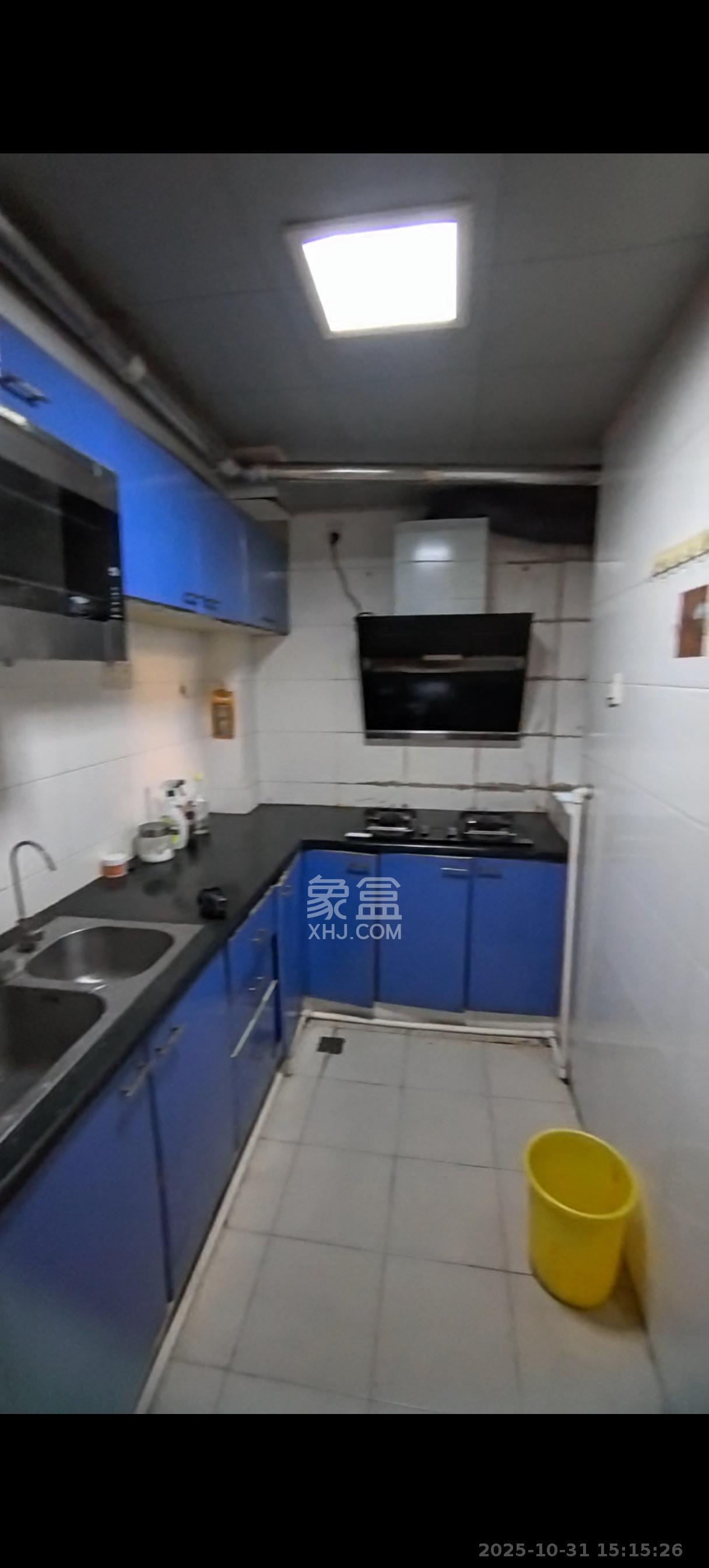 绕城家园  3室1厅1卫    2000.0元/月室内图