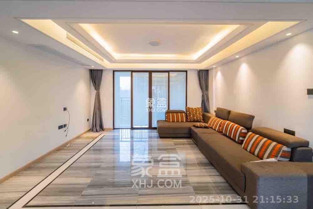 臻园  4室1厅1卫    4000.0元/月室内图