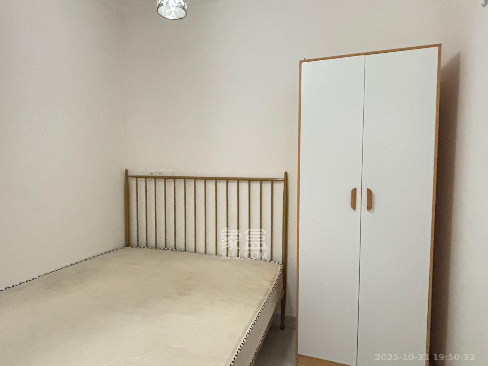 鑫利家园 2室1厅1卫 1700.0元/月 鑫利家园 2室1厅1卫 1700.0元/月室内图