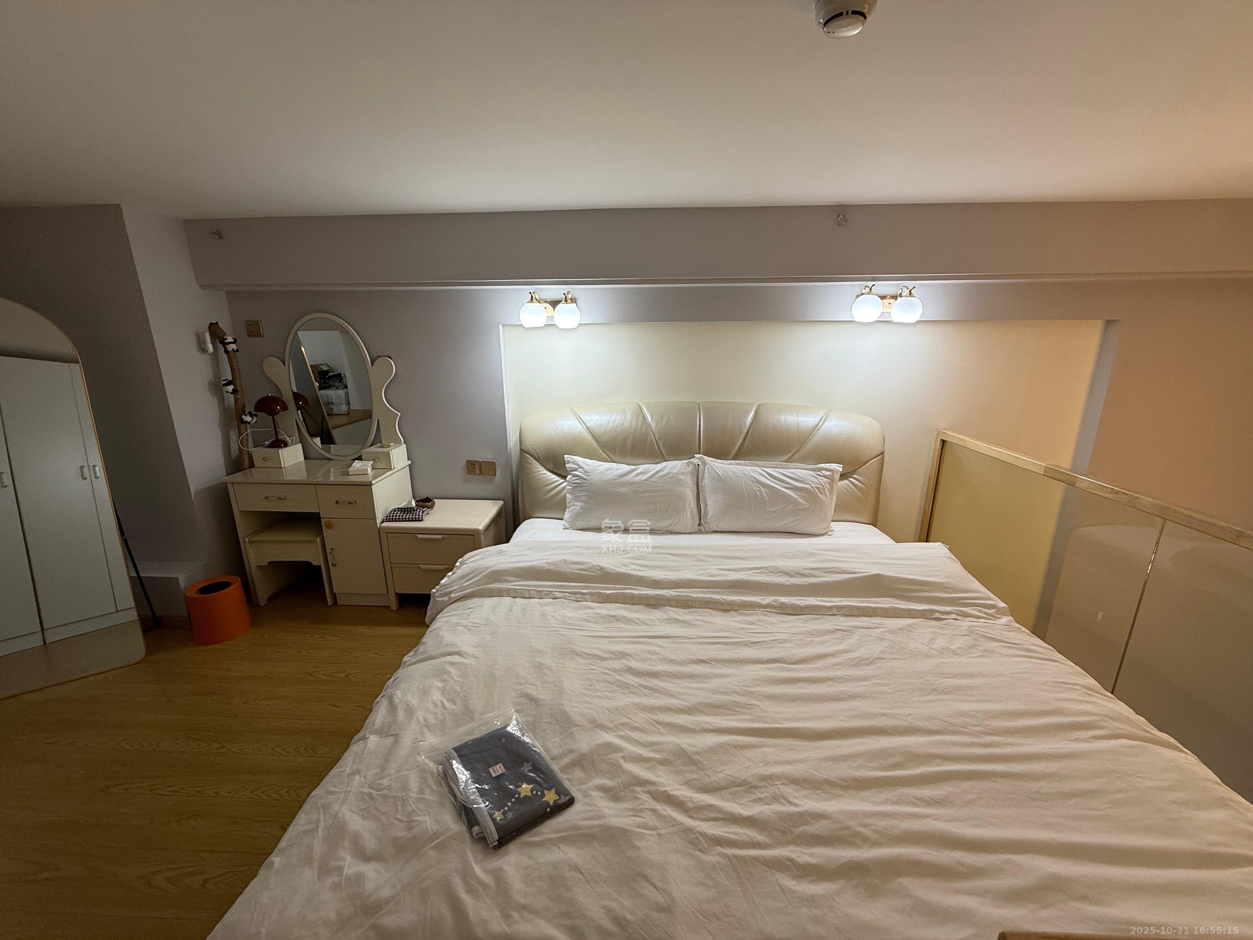 藏珑湖上公馆  1室0厅0卫    2400.0元/月室内图