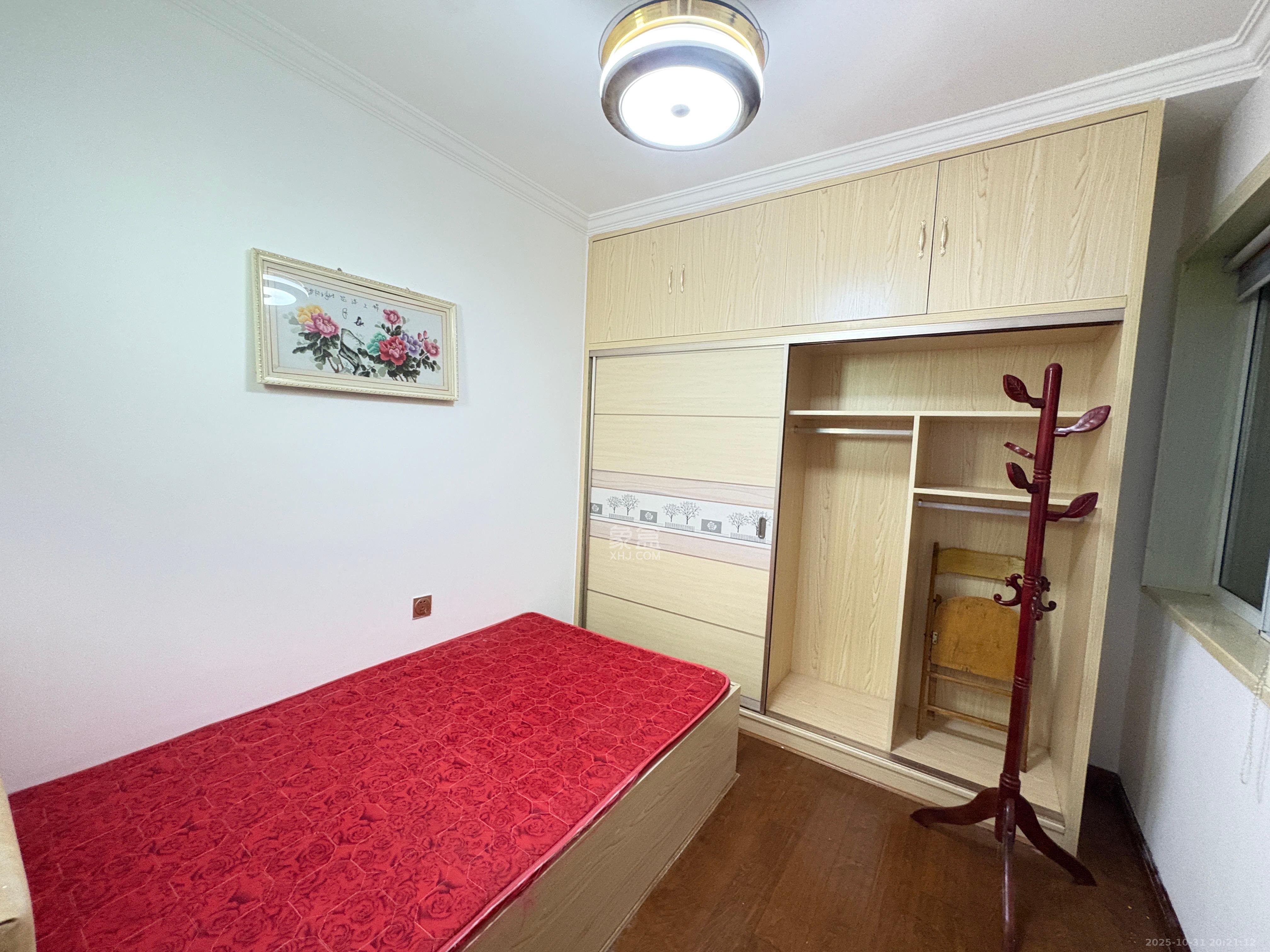 莲香园 2室1厅1卫 1800.0元/月 莲香园 2室1厅1卫 1800.0元/月室内图