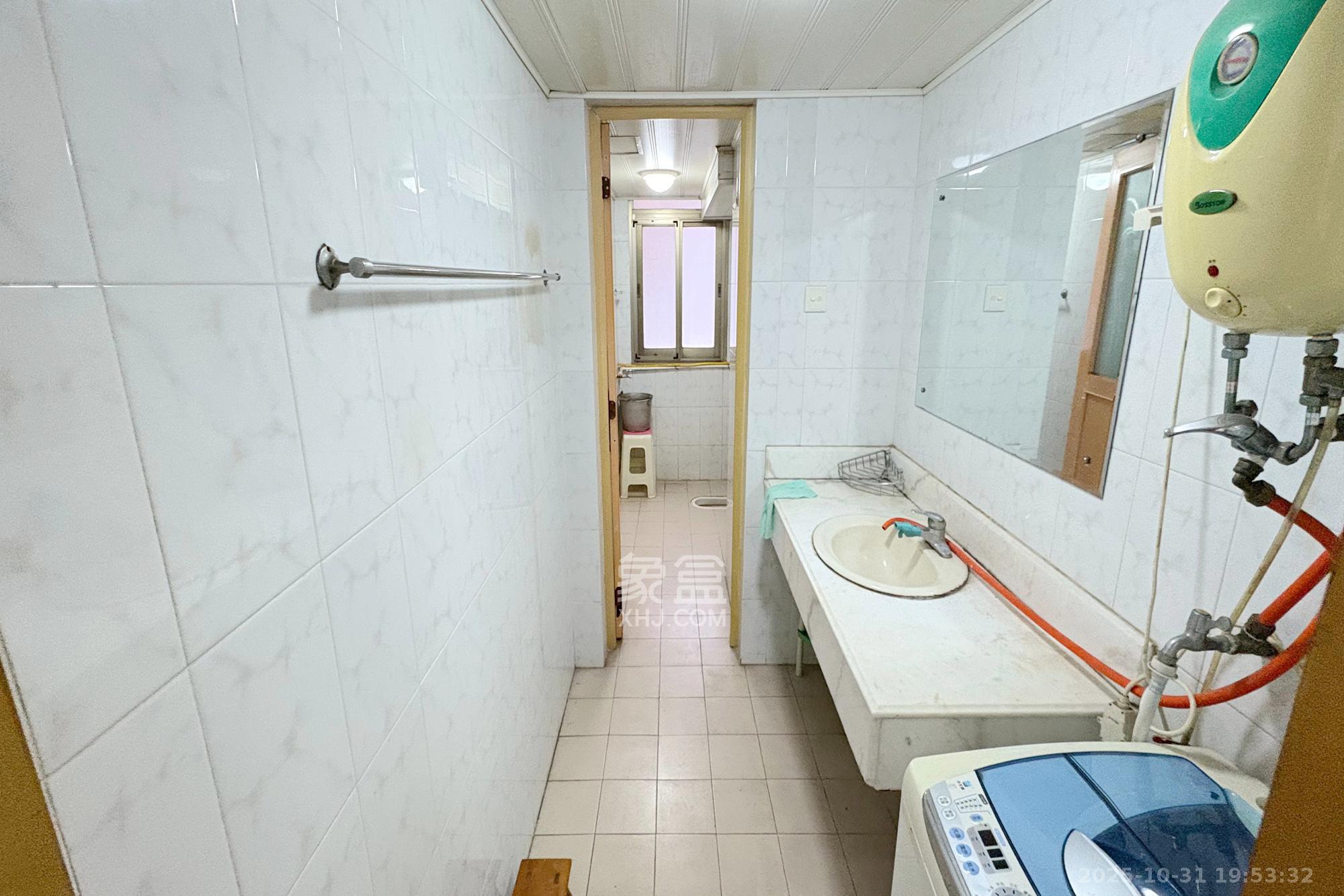 长沙晚报宿舍、晚报大厦  3室2厅2卫    106.0万卫生间