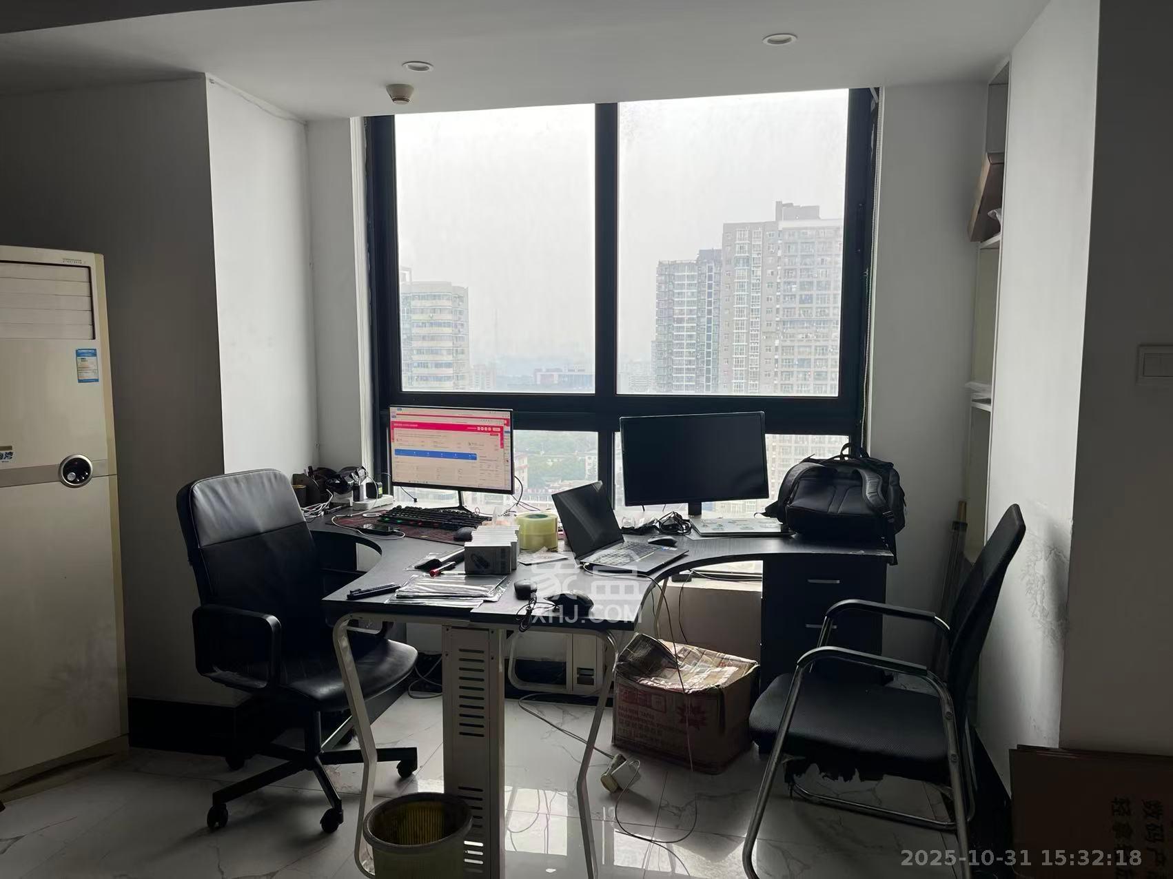 凯通国际城（凯通朝庭）  4室1厅1卫    7500.0元/月室内图