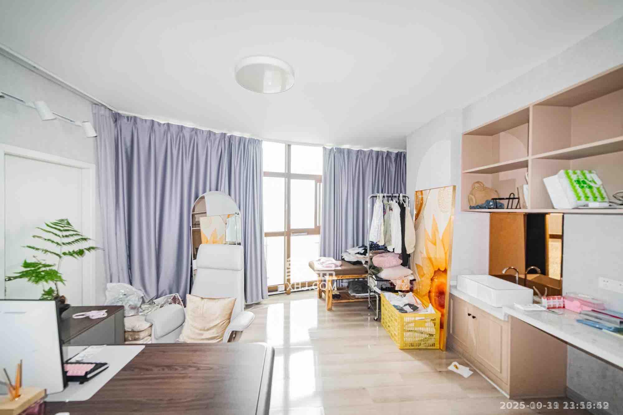 湘江世纪城富湾国际  4室2厅2卫    8000.0元/月室内图