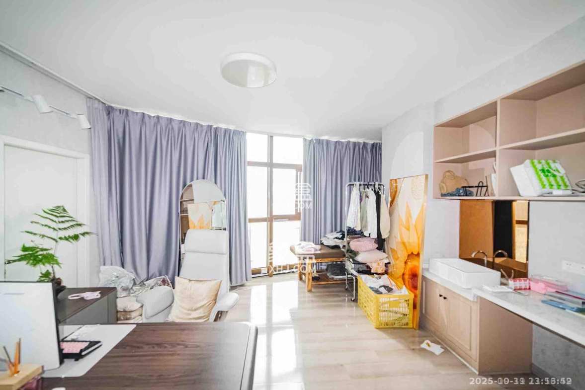 湘江世纪城富湾国际 4室2厅2卫 8000.0元/月 湘江世纪城富湾国际 4室2厅2卫 8000.0元/月室内图