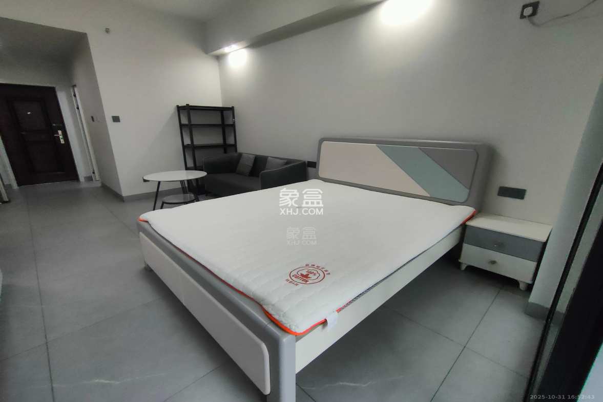 中泰财富湘江 1室1厅1卫 1500.0元/月 中泰财富湘江 1室1厅1卫 1500.0元/月室内图