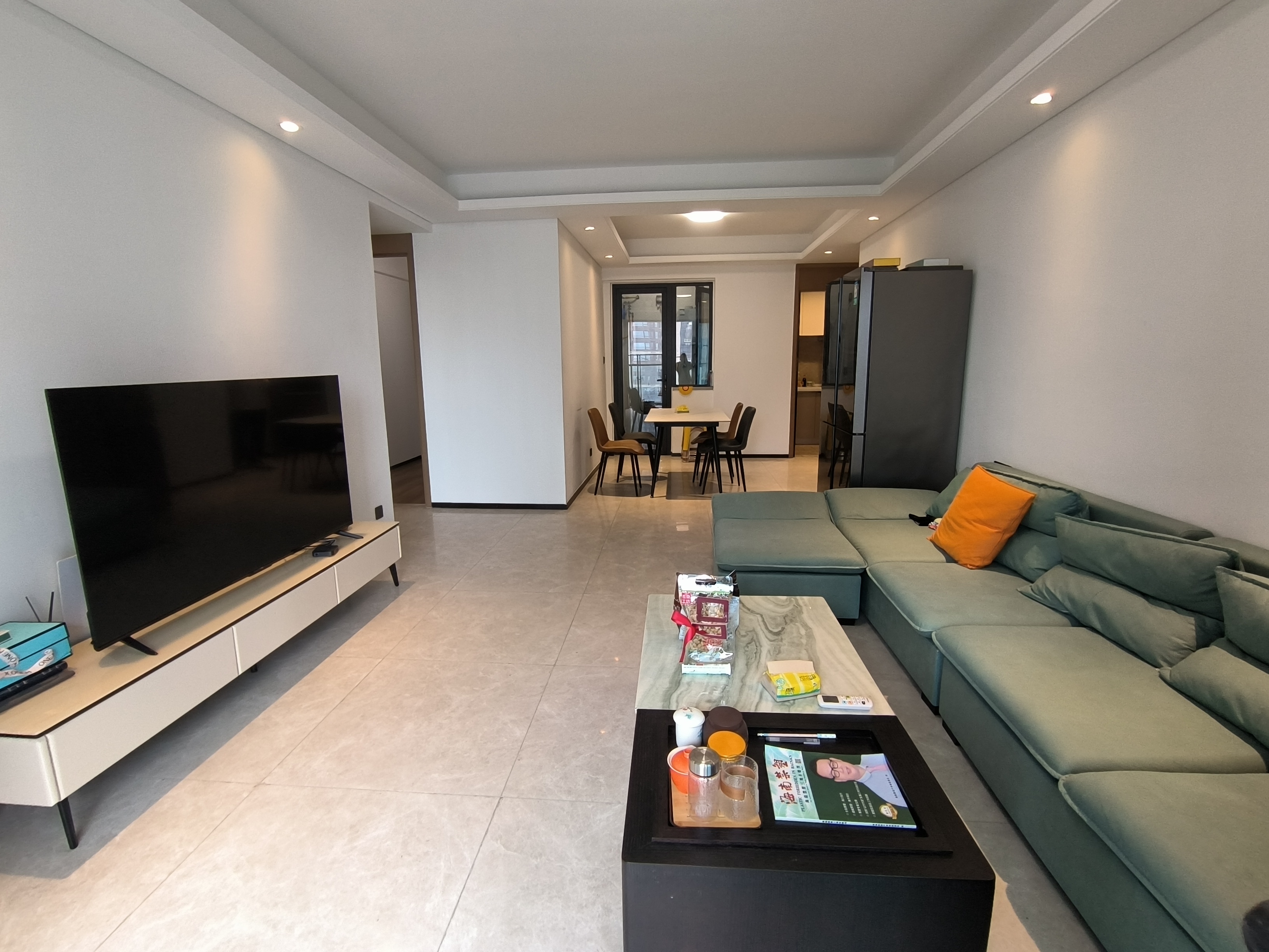 华润中心三期  4室2厅1卫    6200.0元/月室内图