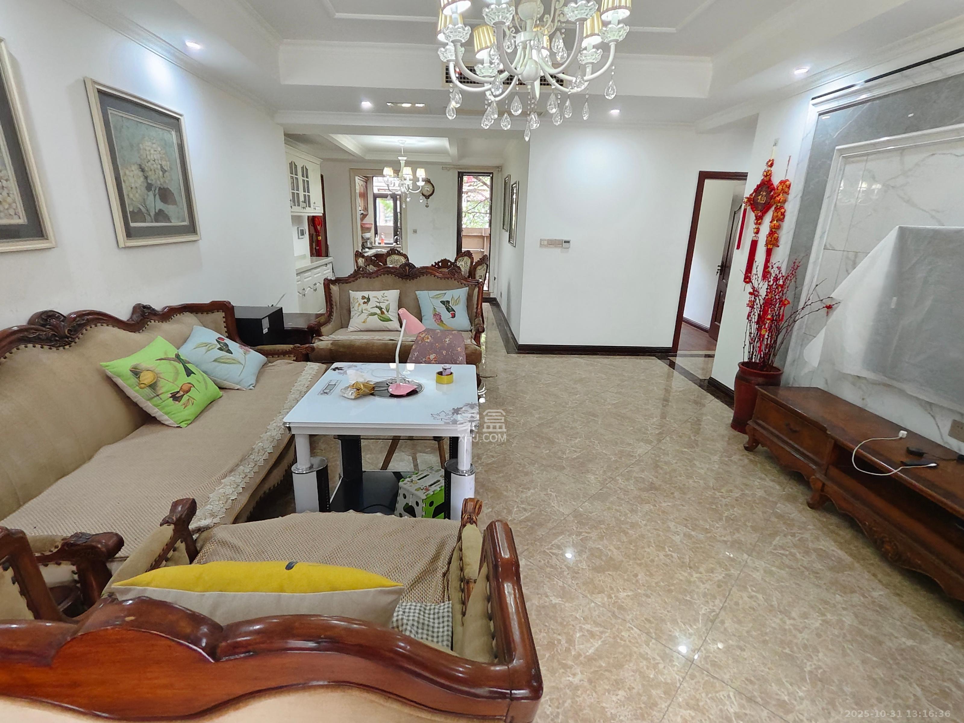 星湖湾一期洋房  4室2厅2卫    4500.0元/月 星湖湾一期洋房  4室2厅2卫    4500.0元/月