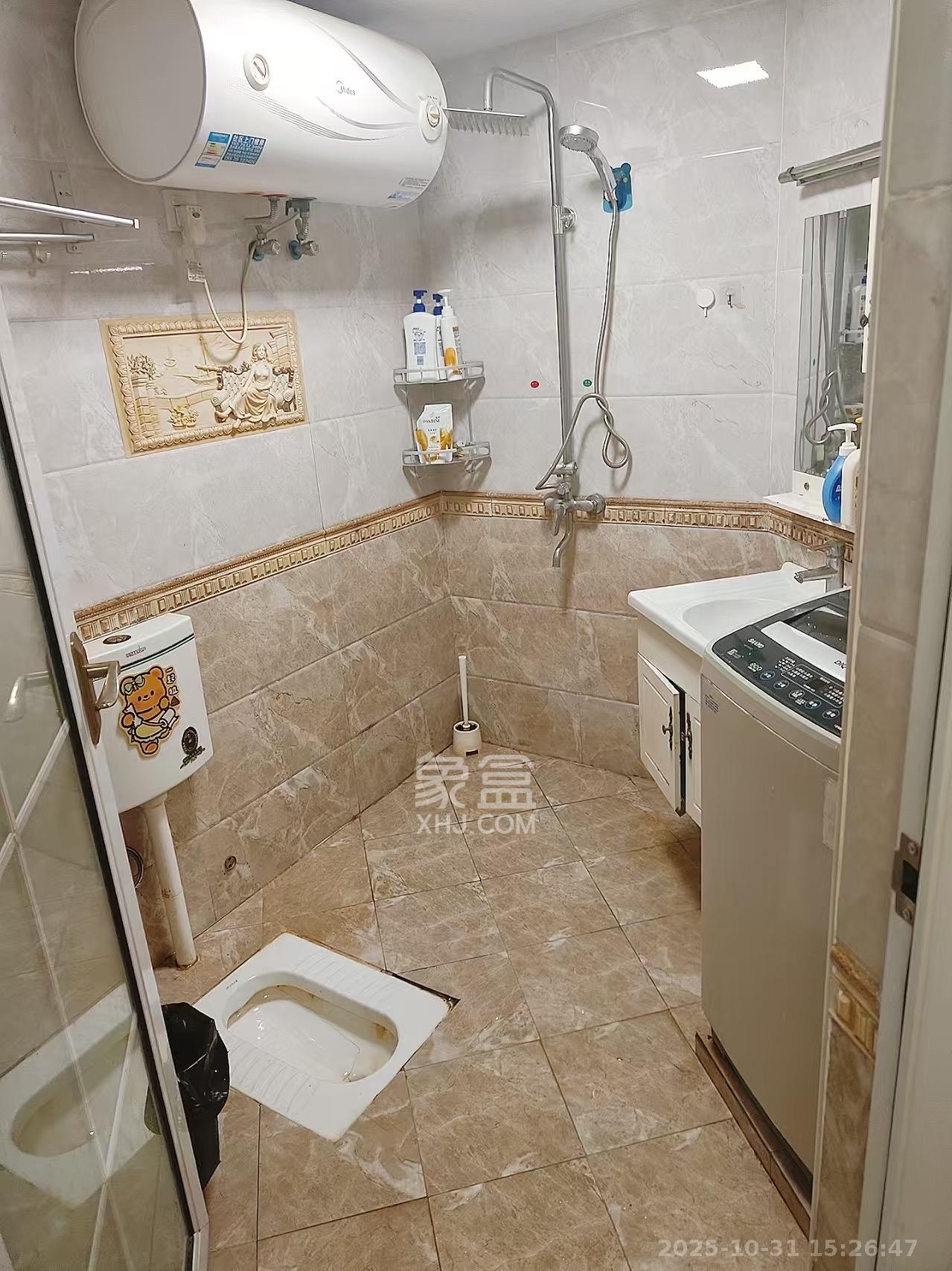 达美D6区  1室1厅1卫    1700.0元/月室内图