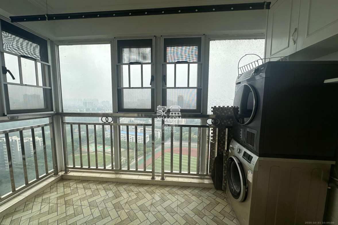 剑桥名门 2室1厅1卫 2300.0元/月 剑桥名门 2室1厅1卫 2300.0元/月室内图