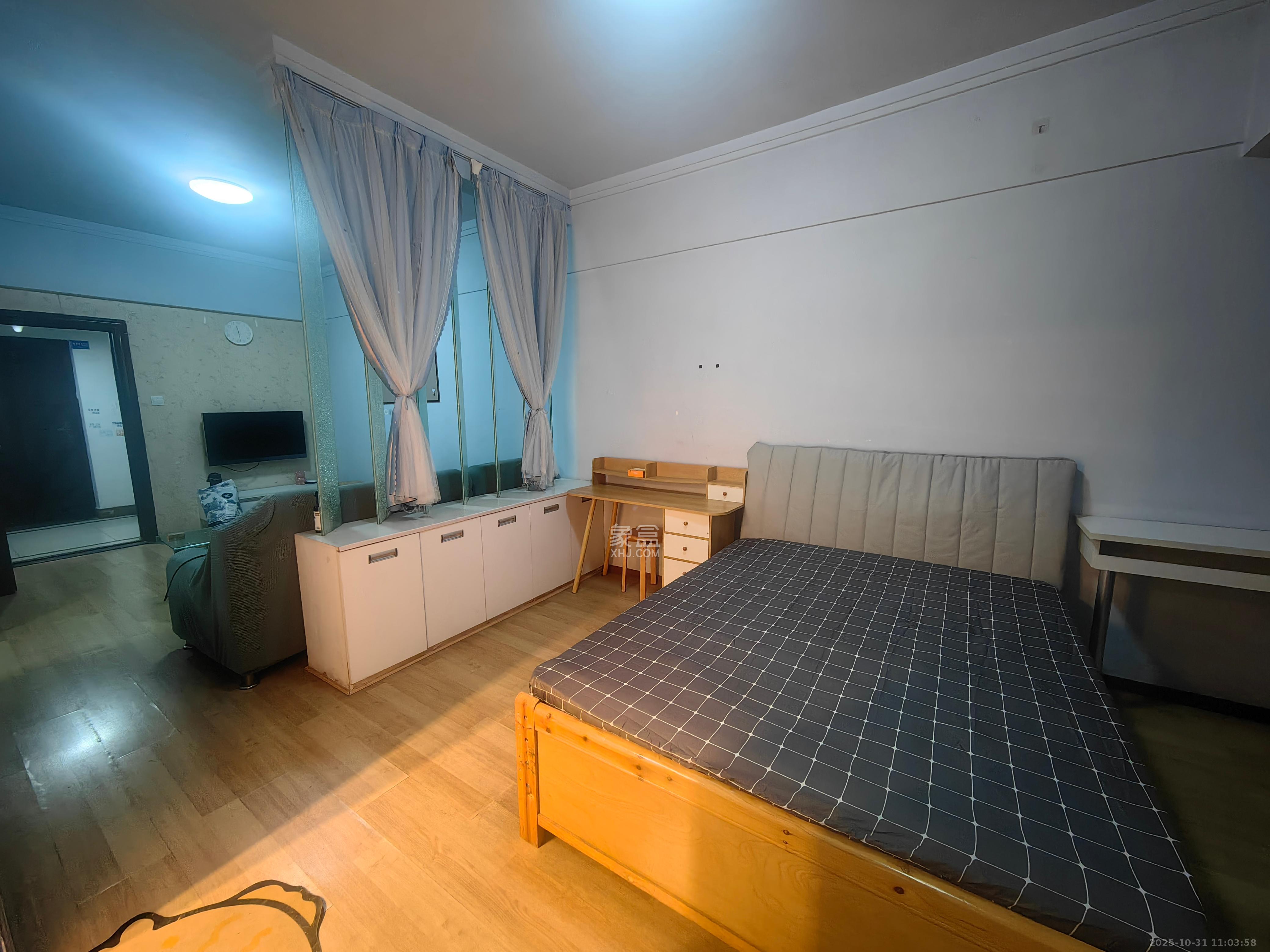 中远公馆  1室1厅1卫    1600.0元/月 中远公馆  1室1厅1卫    1600.0元/月室内图