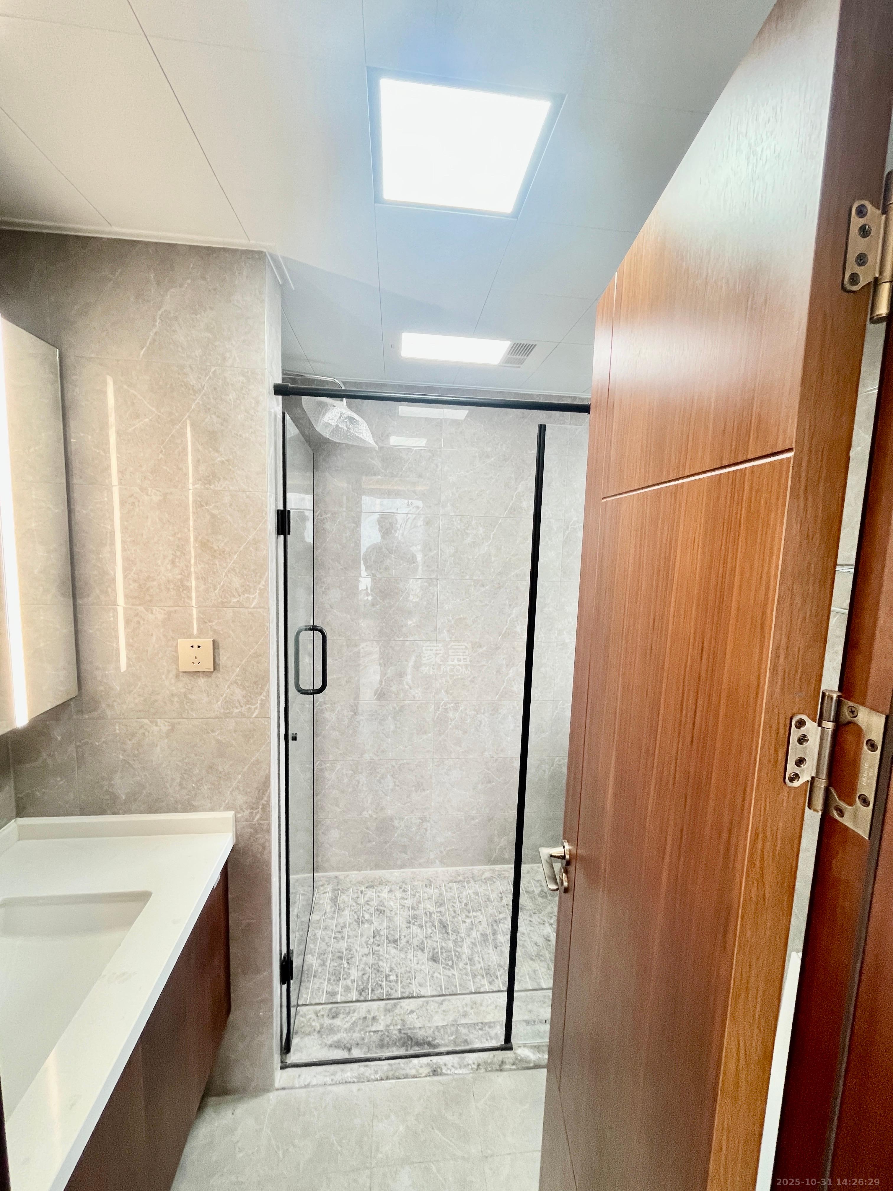 北辰瀚江府  4室2厅2卫    7800.0元/月 北辰瀚江府  4室2厅2卫    7800.0元/月室内图