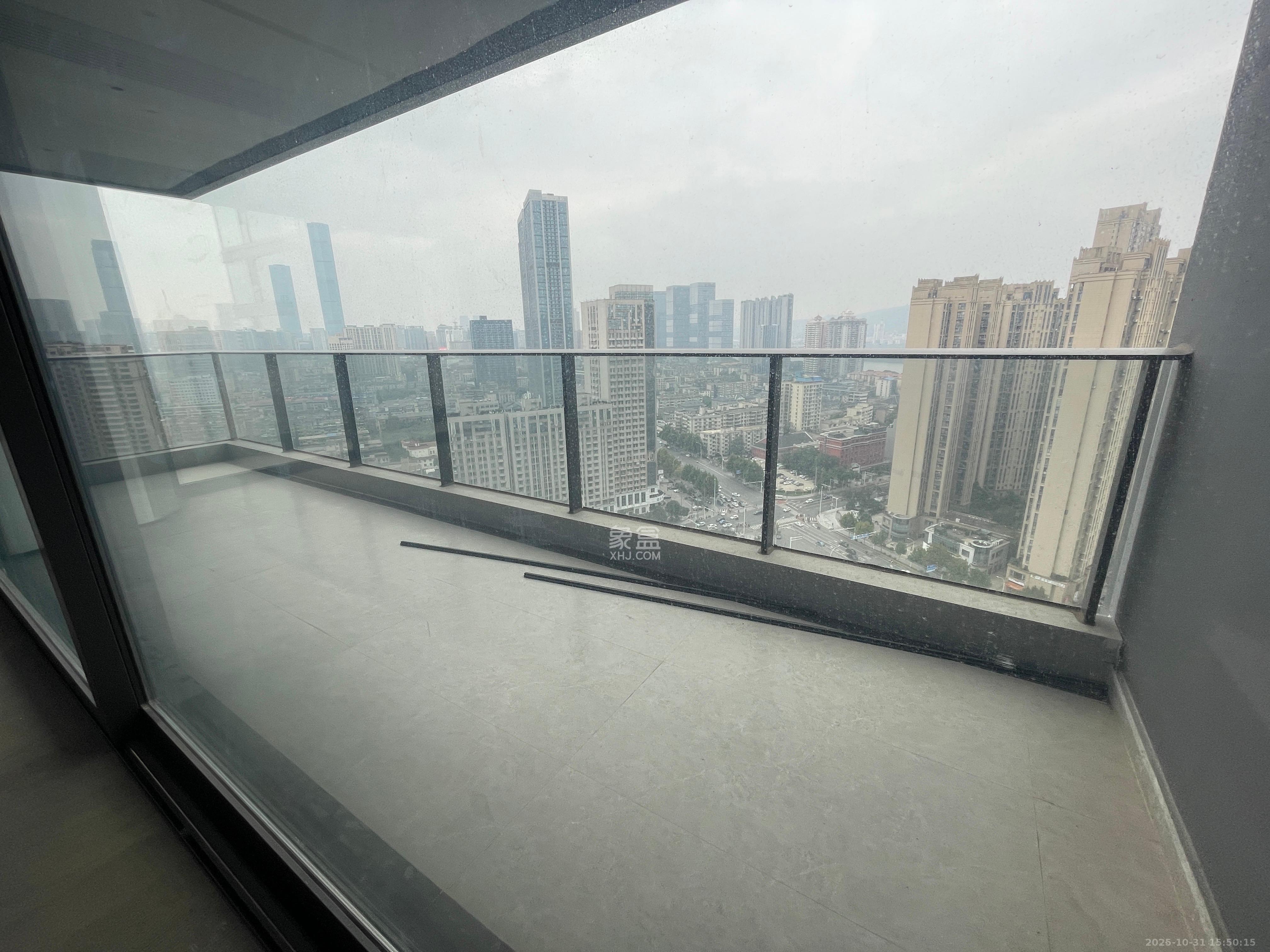 万科瑧湾汇  4室2厅4卫    20000.0元/月室内图