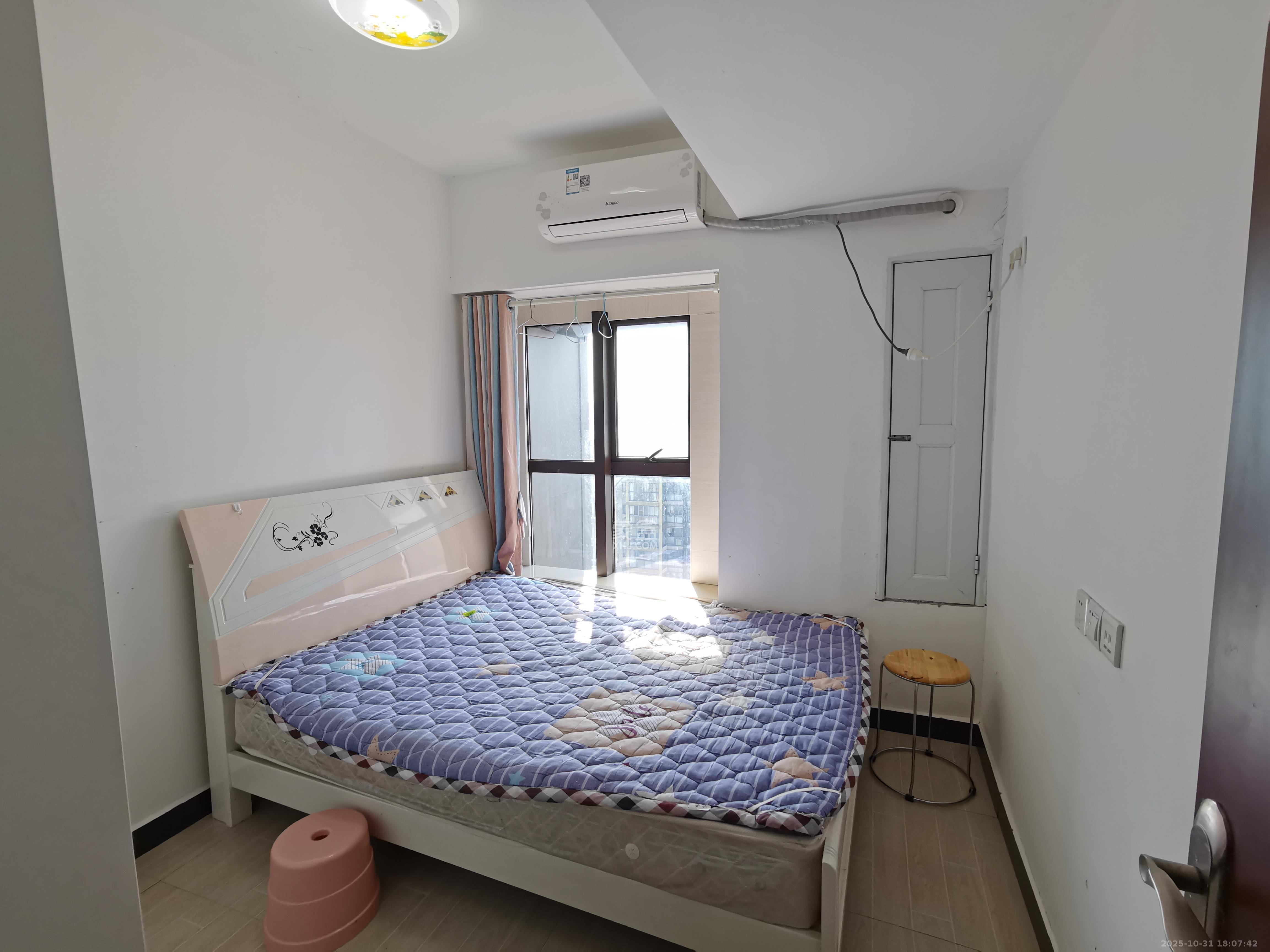 大财门公寓  2室1厅1卫    2400.0元/月 大财门公寓  2室1厅1卫    2400.0元/月室内图