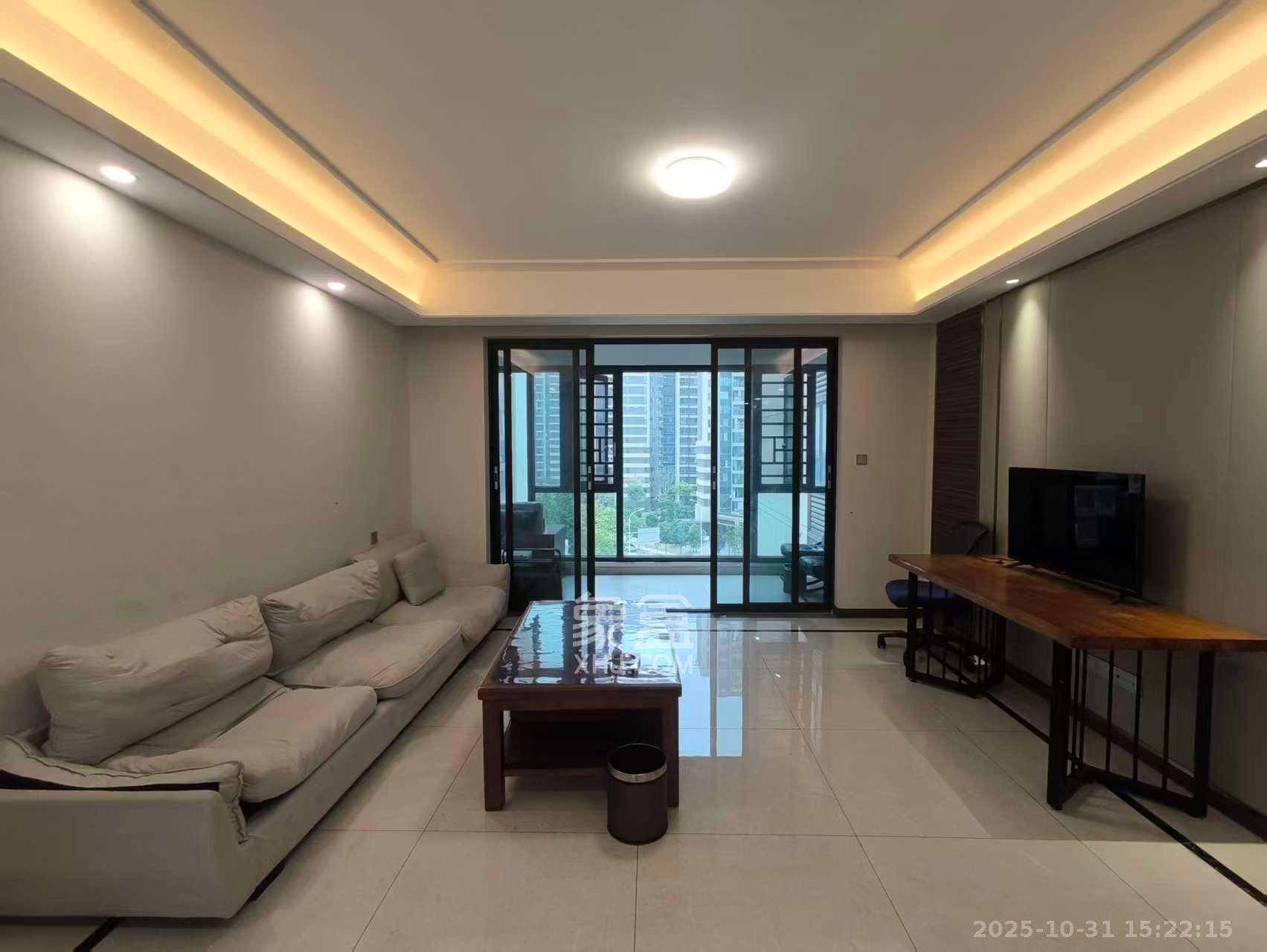 中欣楚天御府E区  4室2厅2卫    3600.0元/月室内图