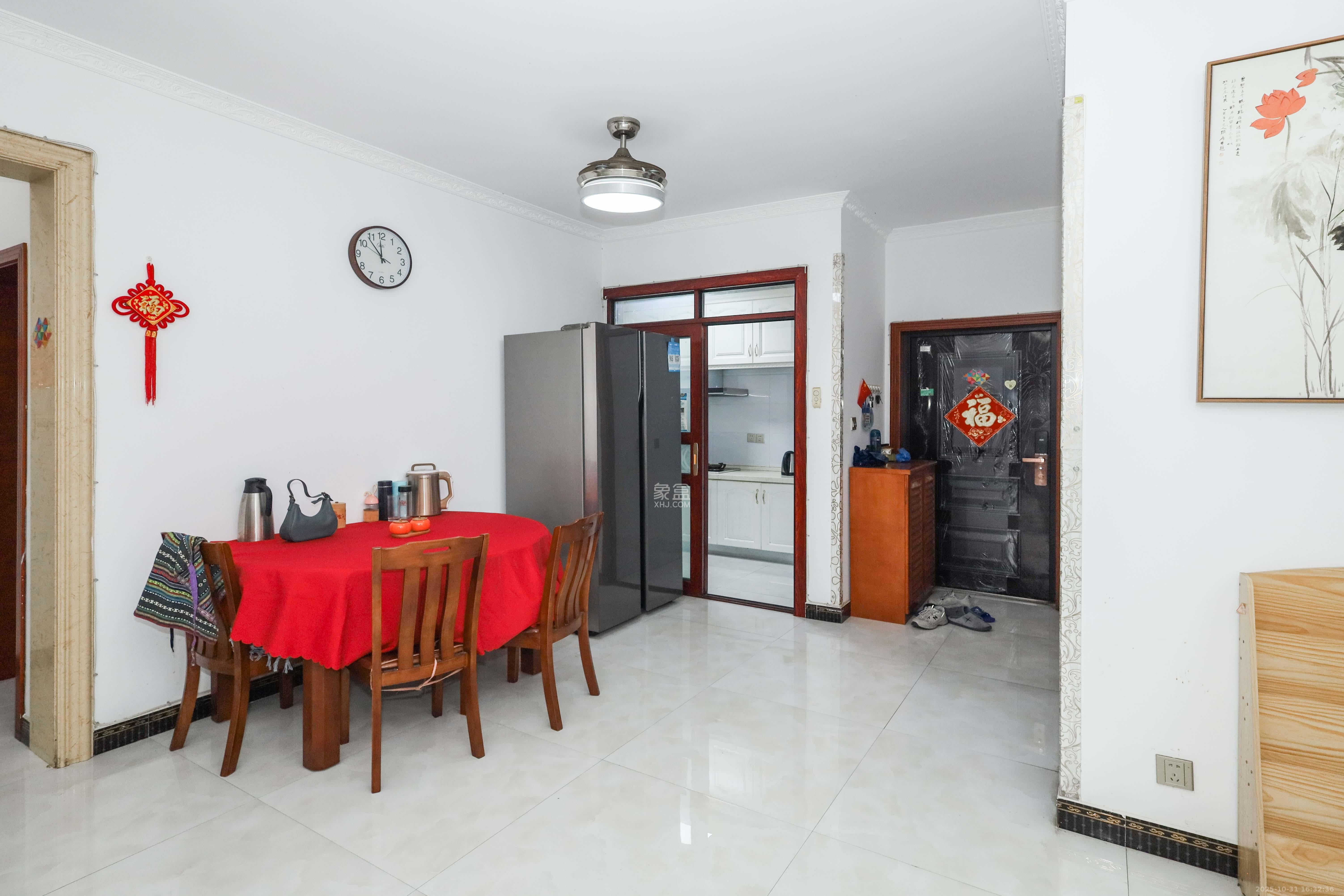 润芳园  4室2厅2卫    120.0万其他