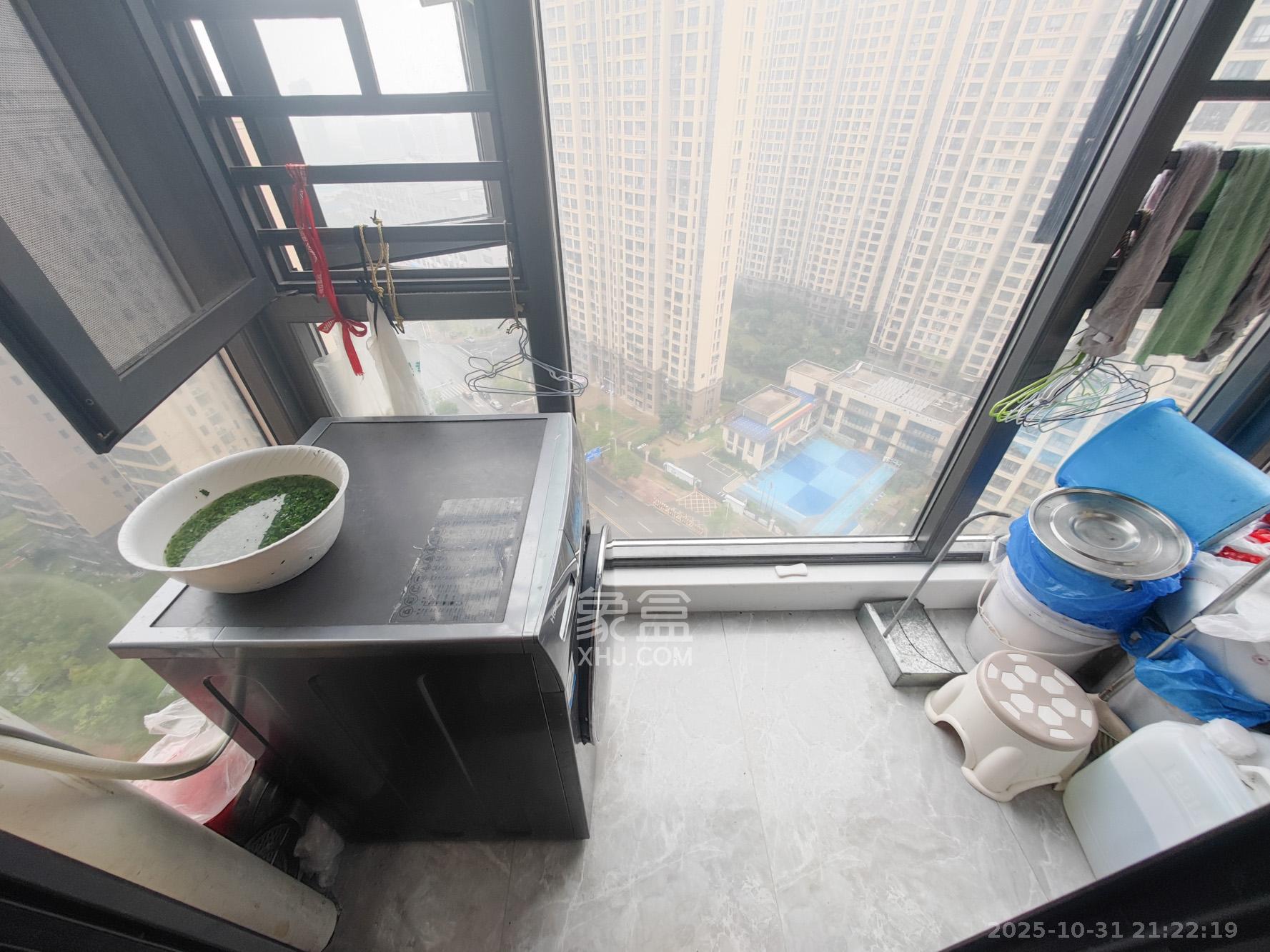 中建璟和城  4室2厅2卫    115.0万阳台