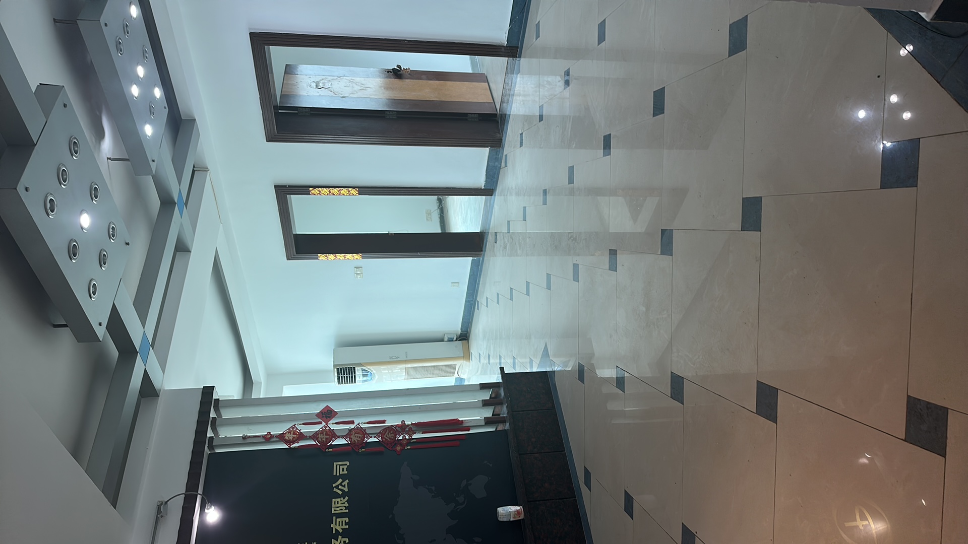 王府小区  3室2厅1卫    2800.0元/月室内图