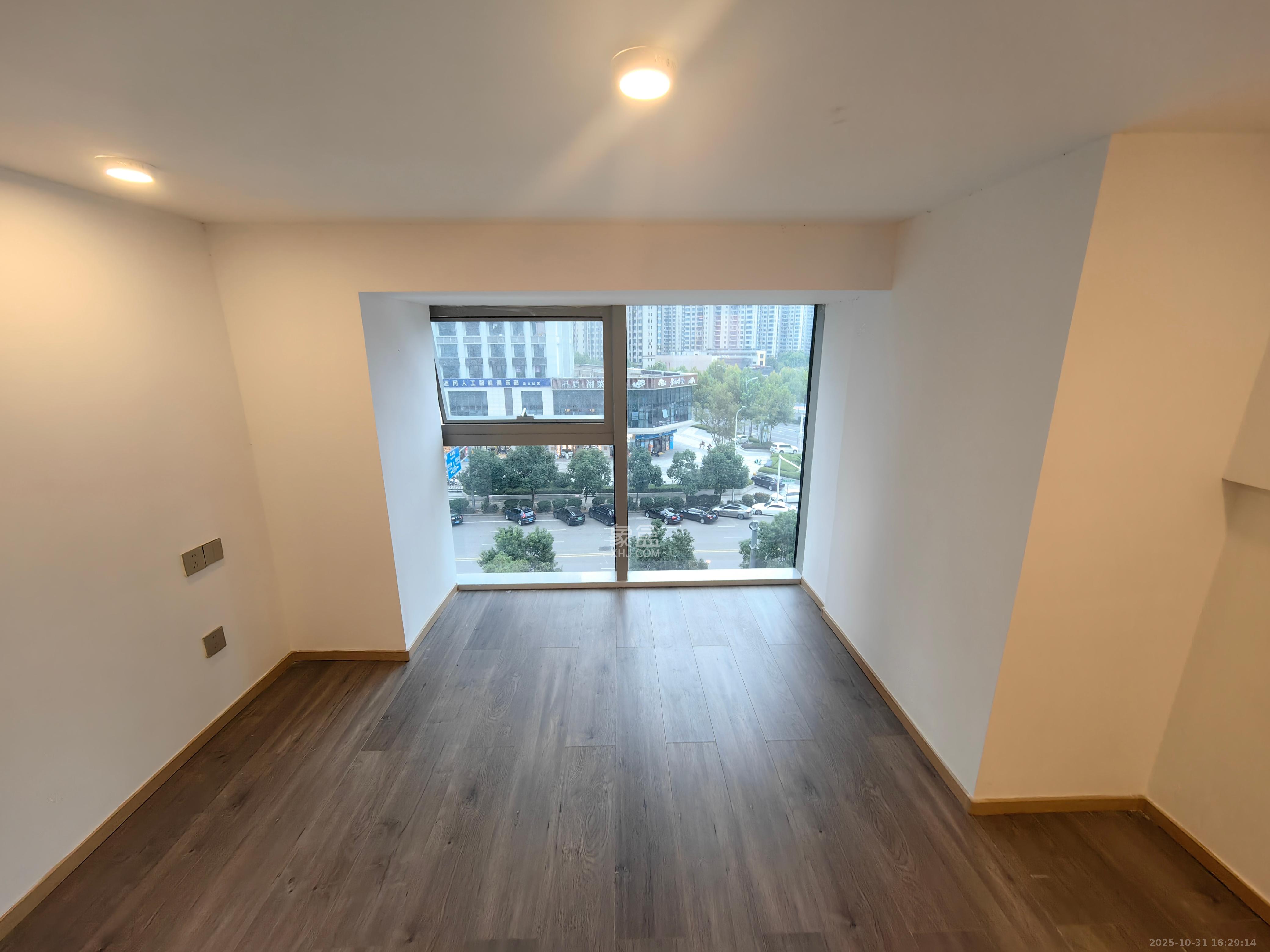 正荣梅溪紫阙台  2室1厅1卫    1500.0元/月 正荣梅溪紫阙台  2室1厅1卫    1500.0元/月室内图