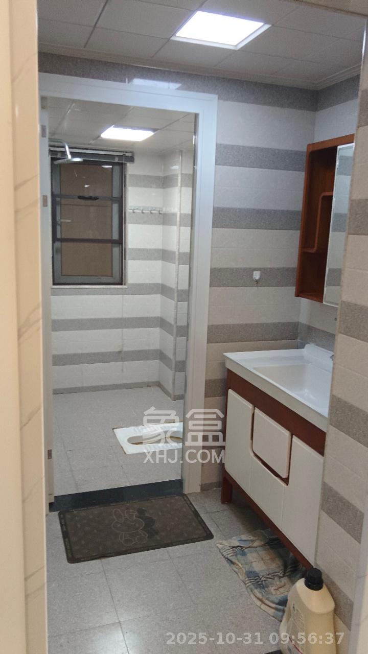 绿地新都会  3室2厅2卫    2300.0元/月 绿地新都会  3室2厅2卫    2300.0元/月室内图