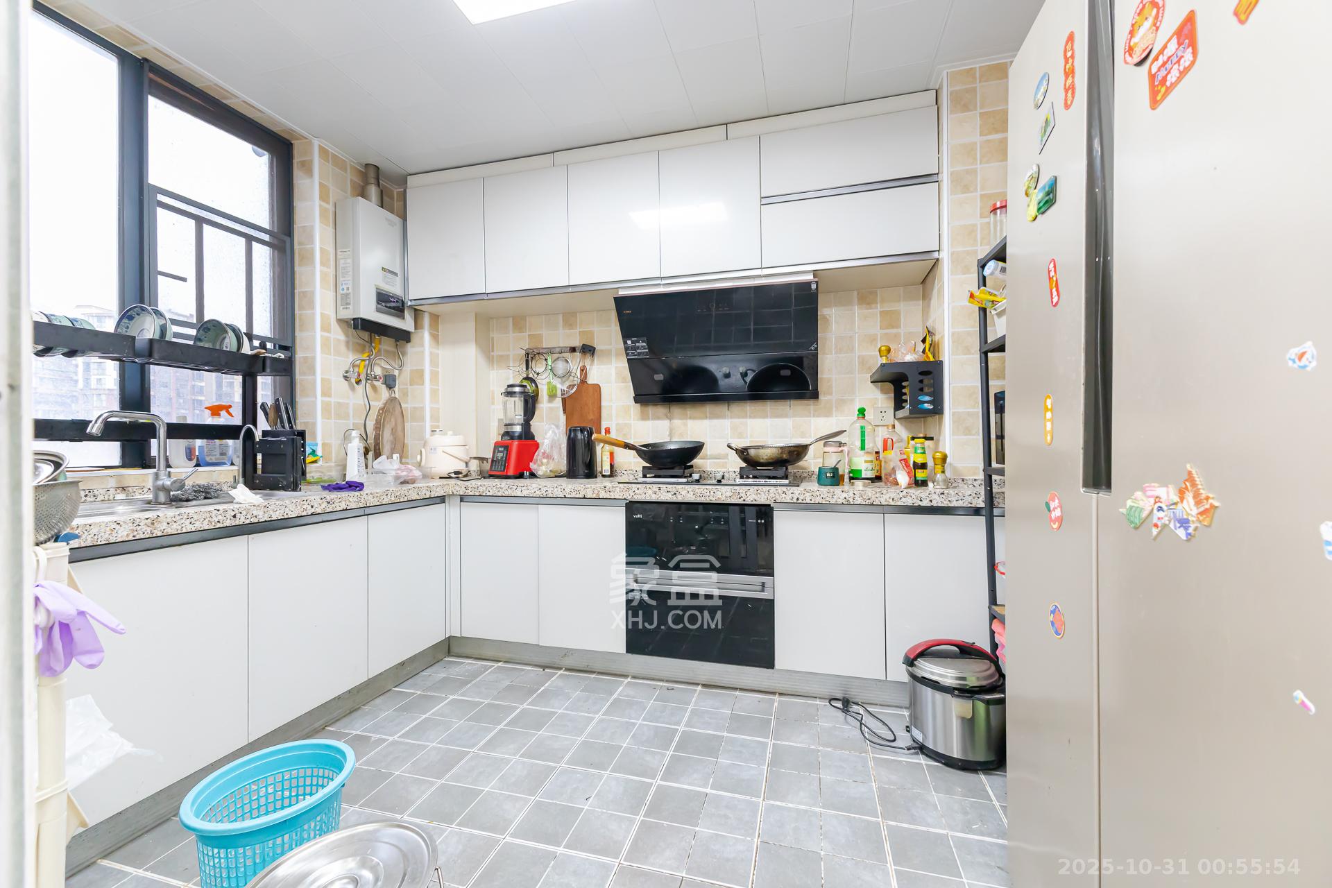 珠江东方明珠（新地东方明珠）三期  1室0厅0卫    106.0万厨房