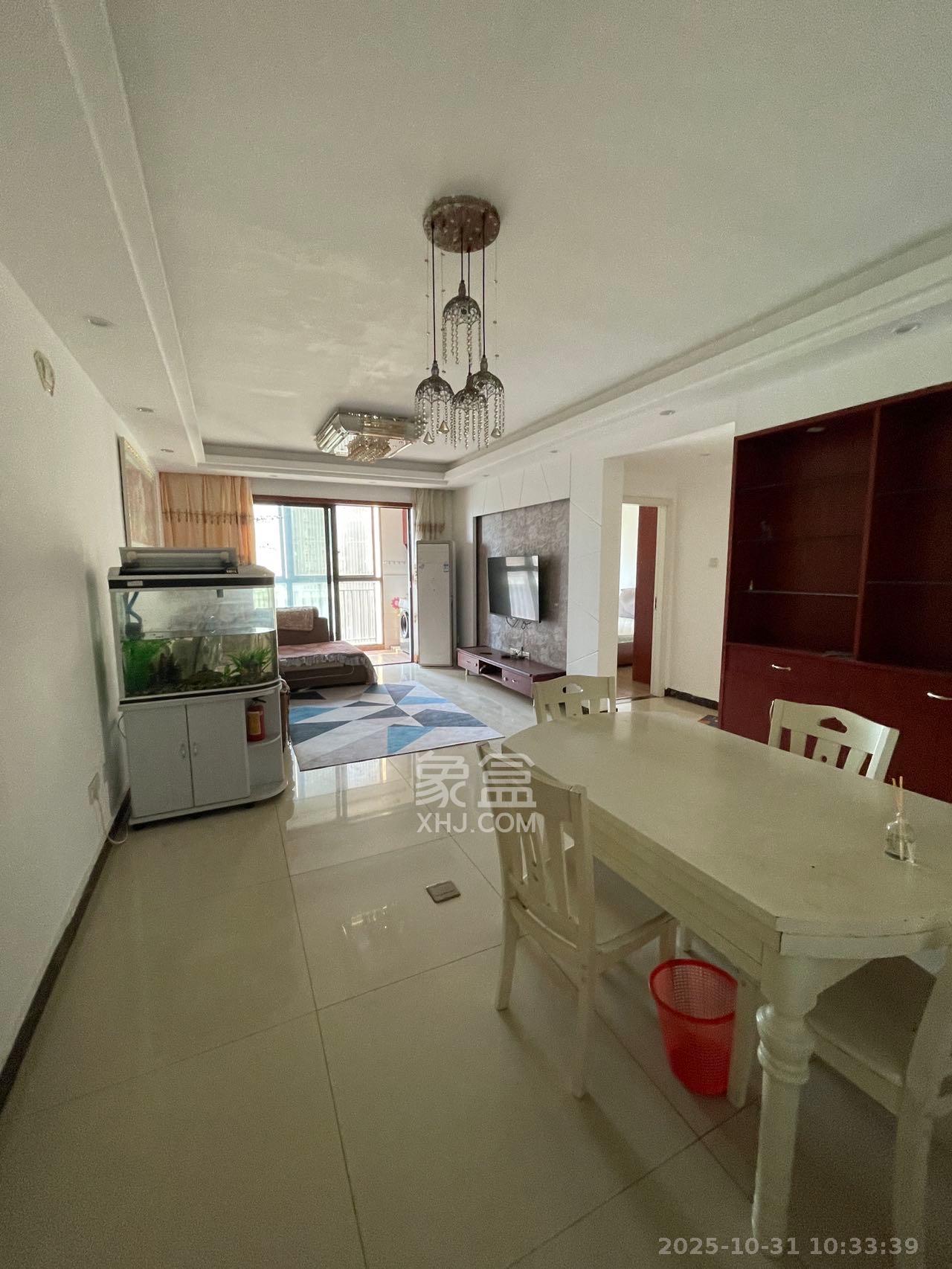 华润橡树湾 2室2厅1卫 1950.0元/月 华润橡树湾 2室2厅1卫 1950.0元/月室内图