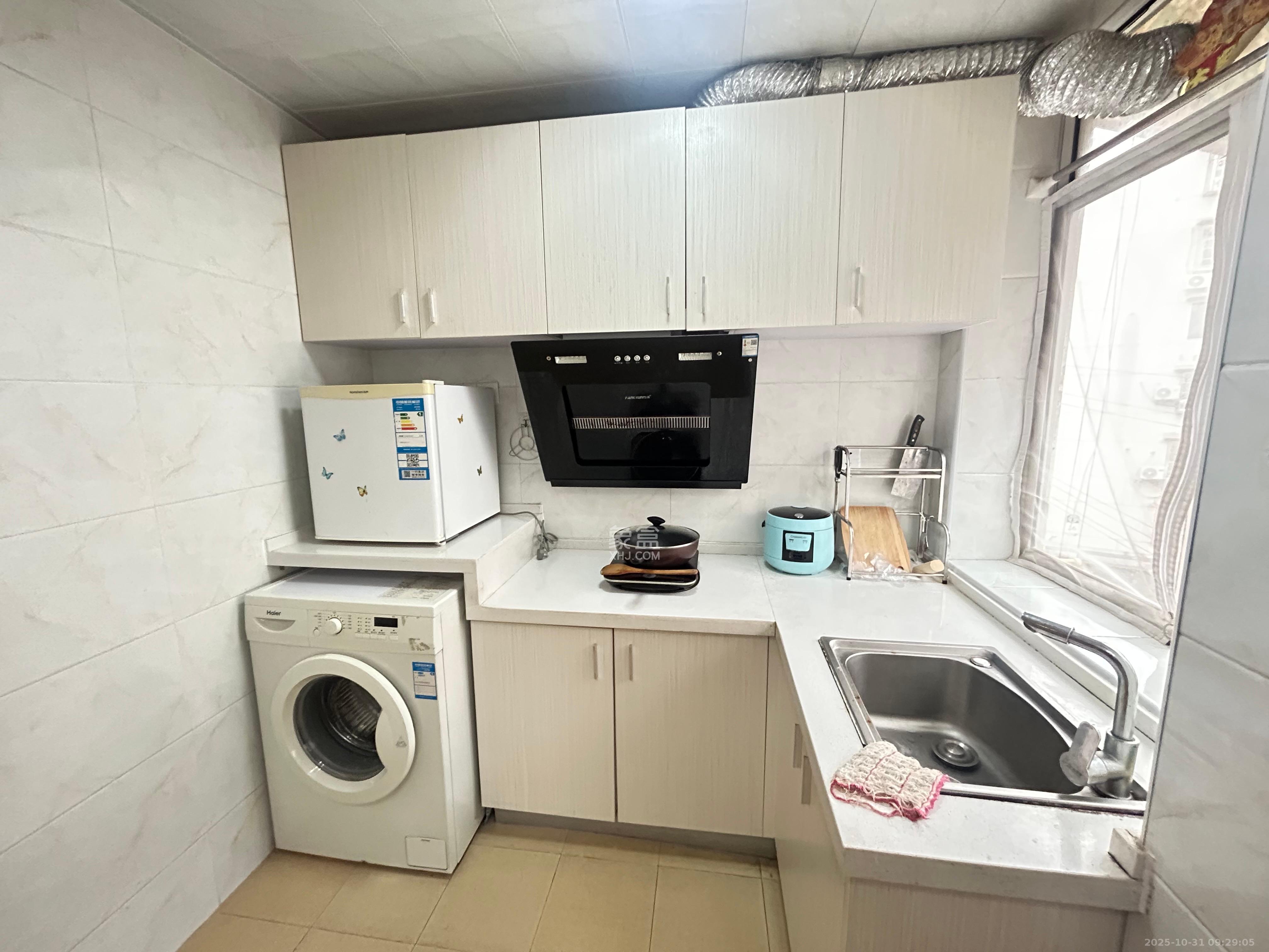 南园小区  2室2厅1卫    1700.0元/月室内图