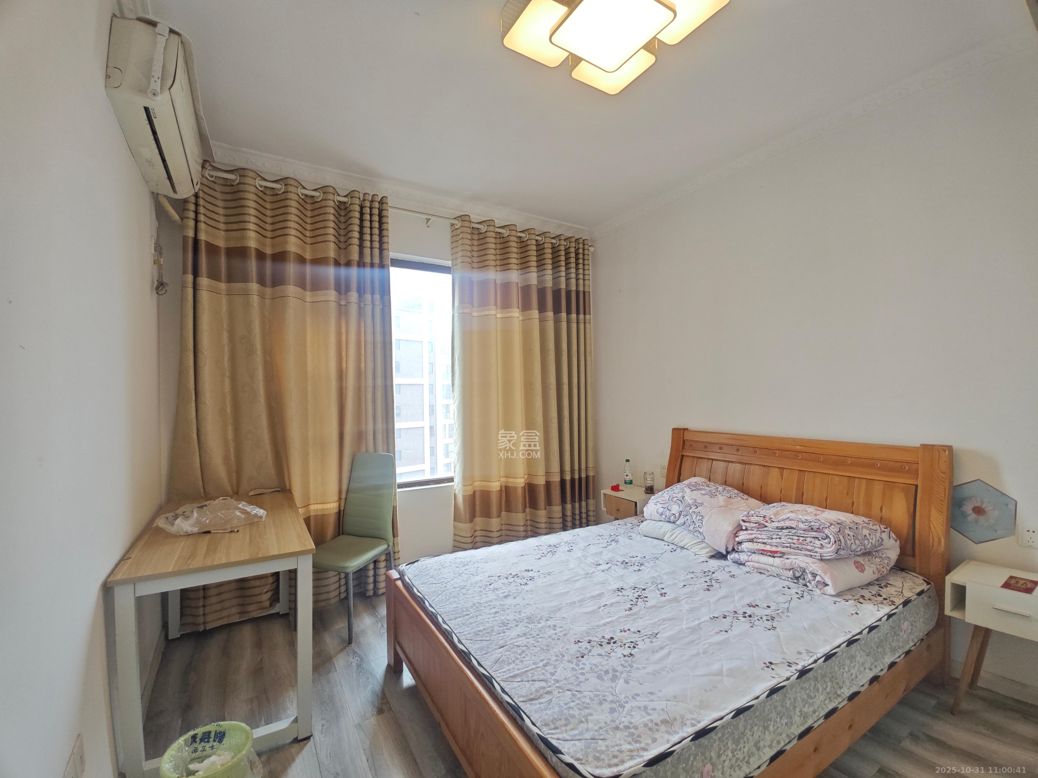 卓越浅水湾 3室2厅1卫 2400.0元/月 卓越浅水湾 3室2厅1卫 2400.0元/月室内图