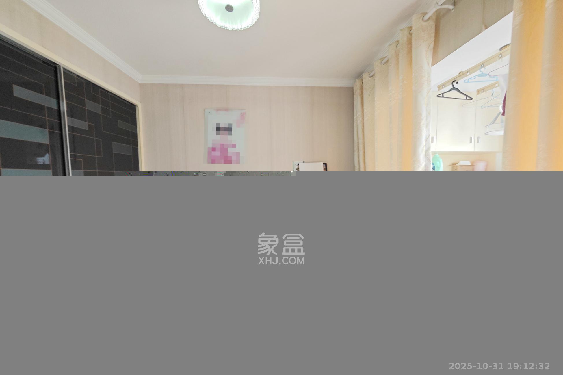 佳天瑞宁花园  4室2厅2卫    160.0万 佳天瑞宁花园  4室2厅2卫    160.0万卧室