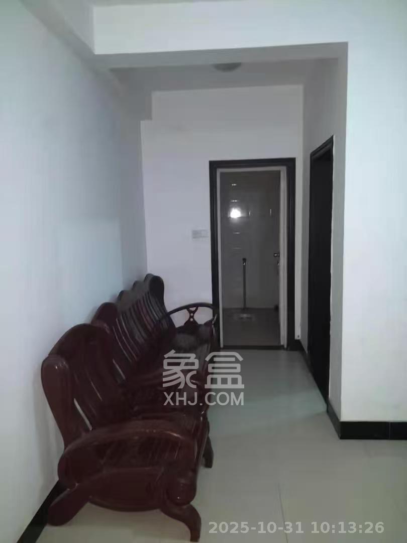 兴联创新小区  1室1厅1卫    1000.0元/月室内图