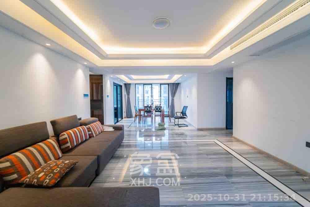 臻园  4室1厅1卫    4000.0元/月室内图