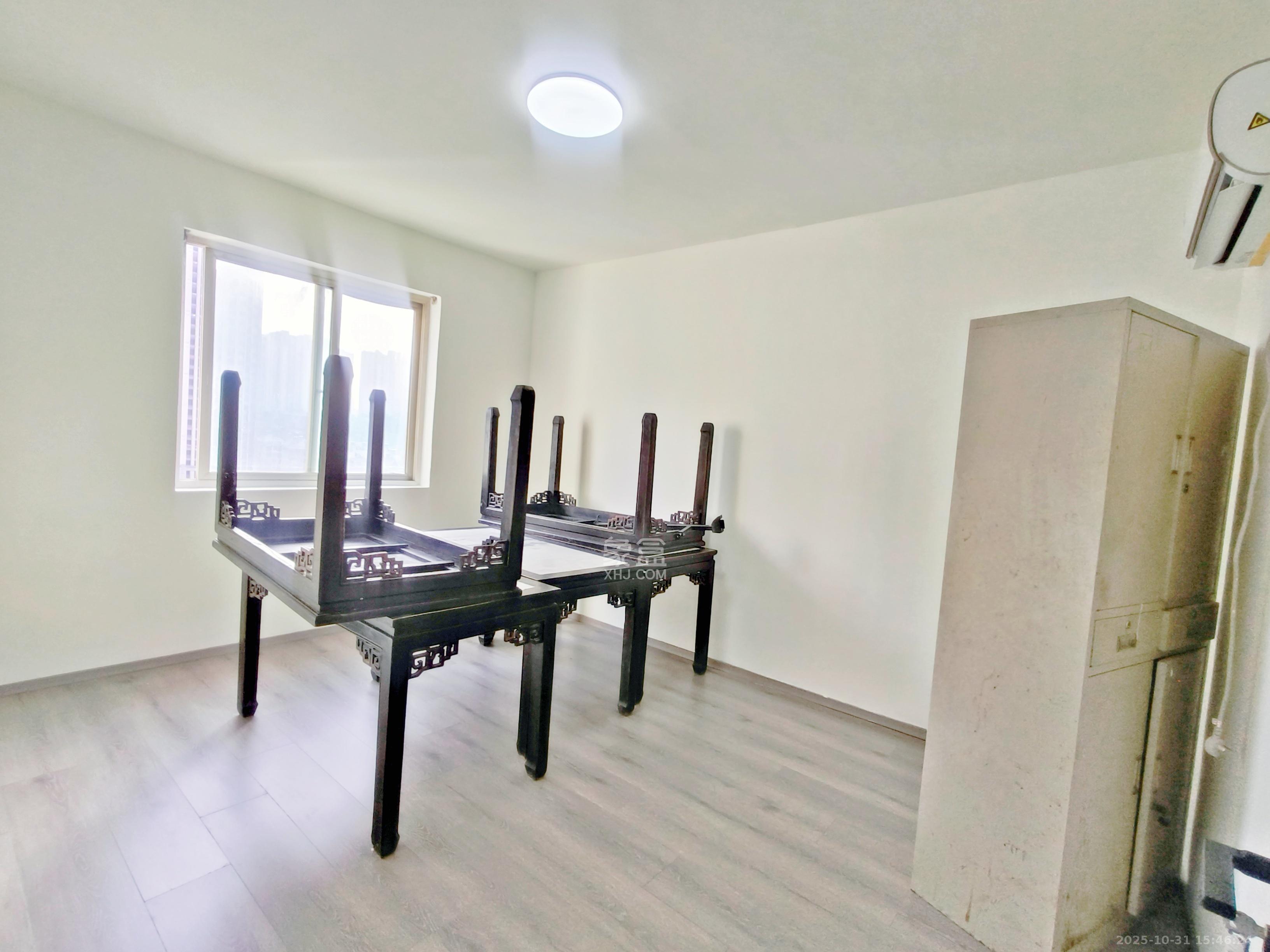 枫林美景  3室2厅1卫    2300.0元/月 枫林美景  3室2厅1卫    2300.0元/月室内图