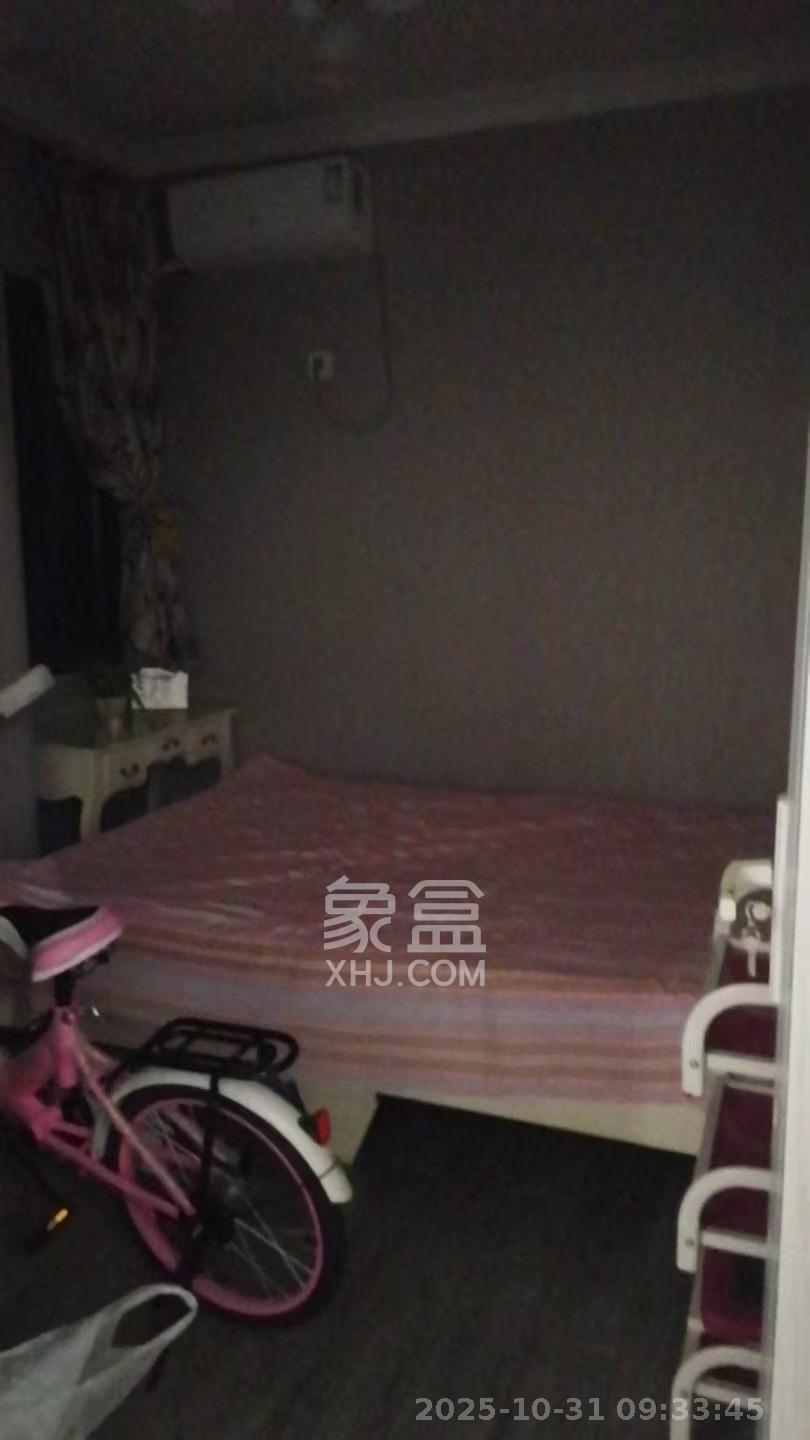 爵世名邸东湖（东湖壹号企业总部基地）  3室1厅1卫    2600.0元/月室内图