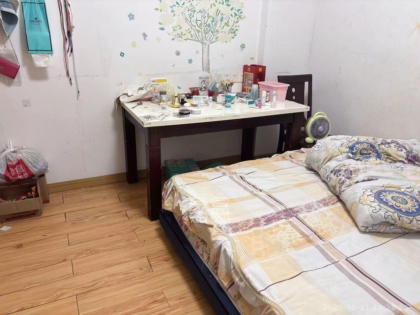 保利麓谷林语F区  2室2厅1卫    2200.0元/月室内图