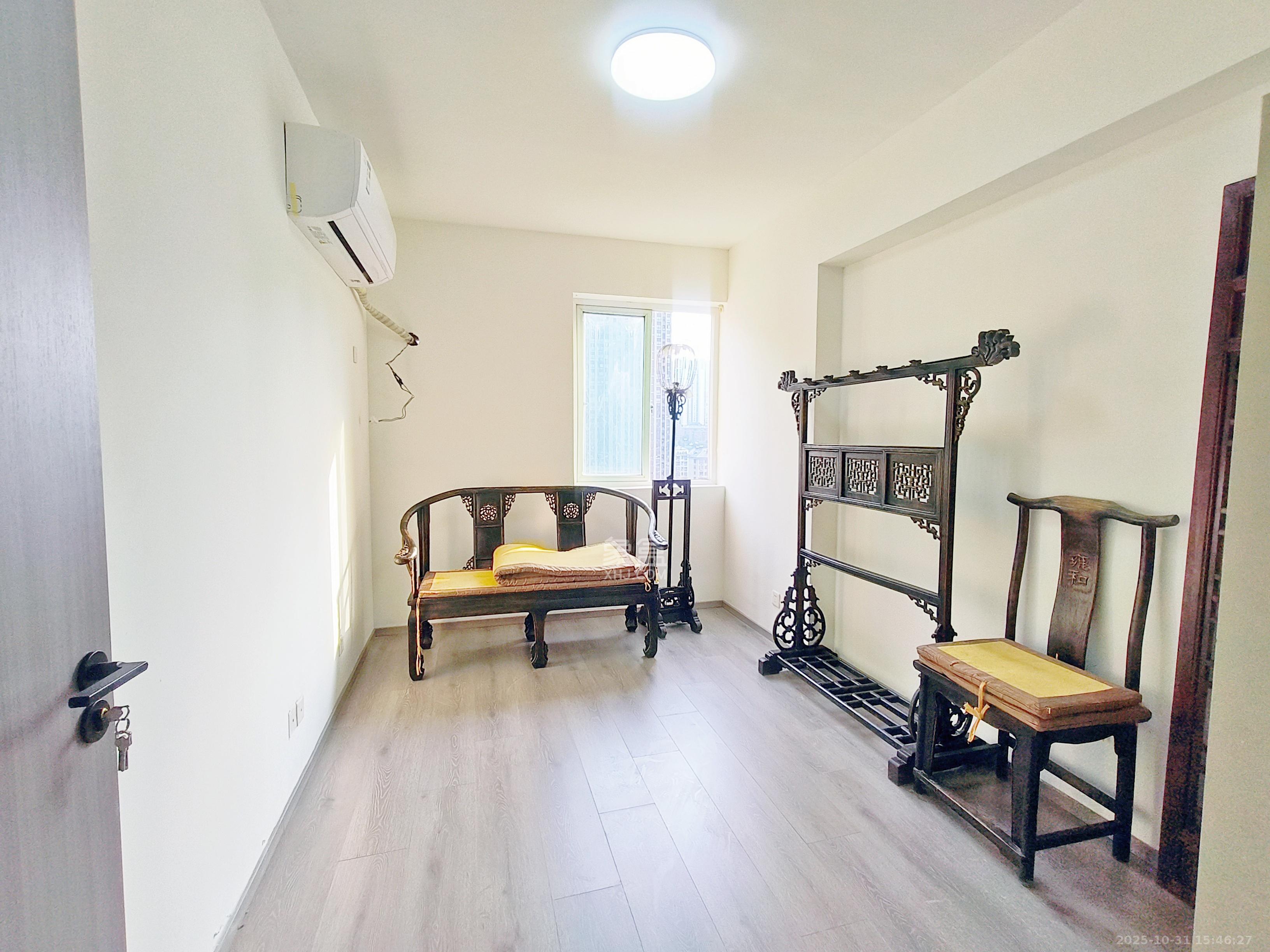 枫林美景  3室2厅1卫    2300.0元/月 枫林美景  3室2厅1卫    2300.0元/月室内图