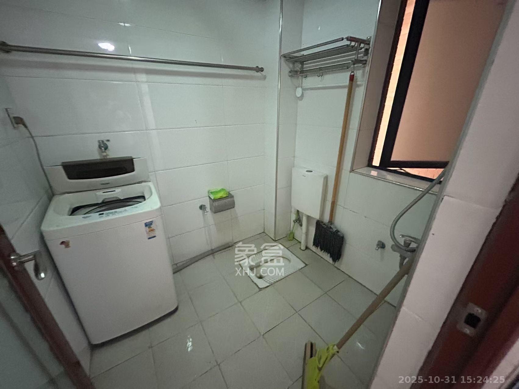 湘域城邦（湘域国际中心）  2室1厅1卫    2600.0元/月室内图