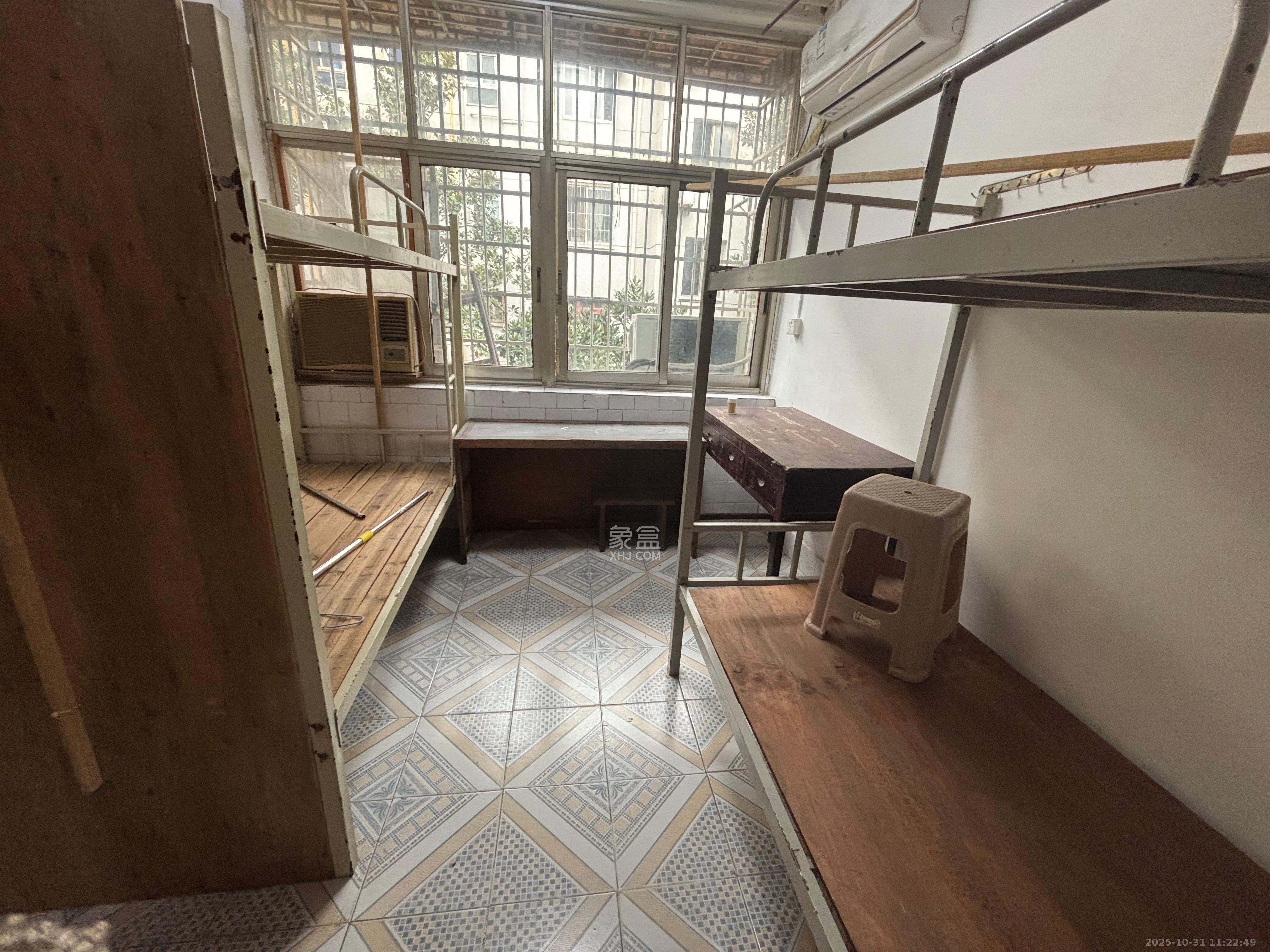 省科技厅机关二院  4室1厅2卫    2200.0元/月 省科技厅机关二院  4室1厅2卫    2200.0元/月室内图