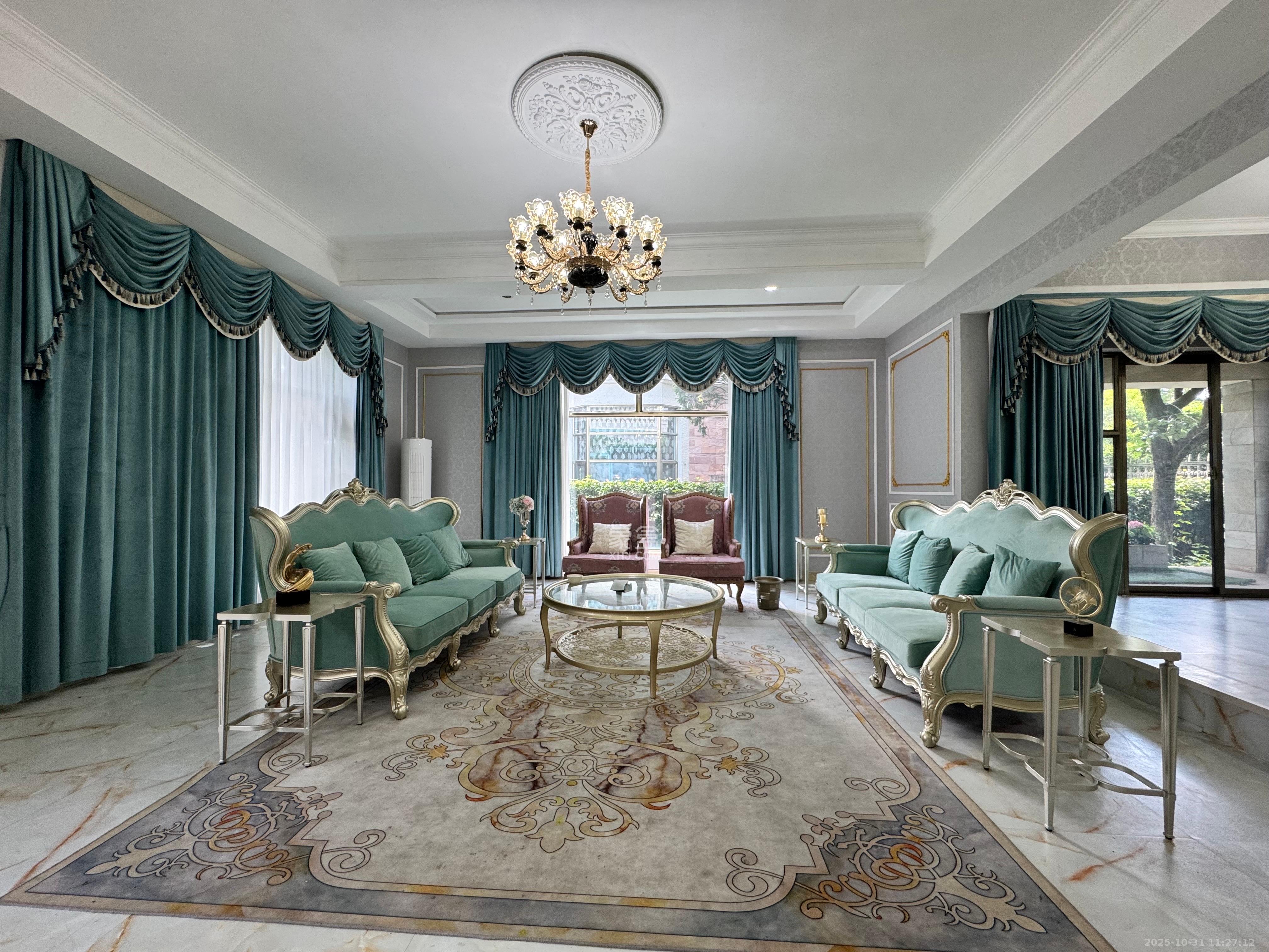 碧桂园威尼斯城 6室2厅1卫 10800.0元/月 碧桂园威尼斯城 6室2厅1卫 10800.0元/月室内图